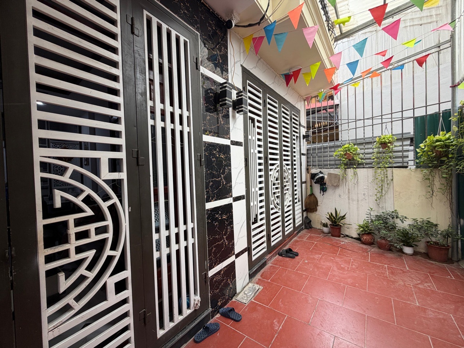 Nhà 4 Tầng Trung Tâm Phú Lương - Giá Đầu Tư Hiếm Có