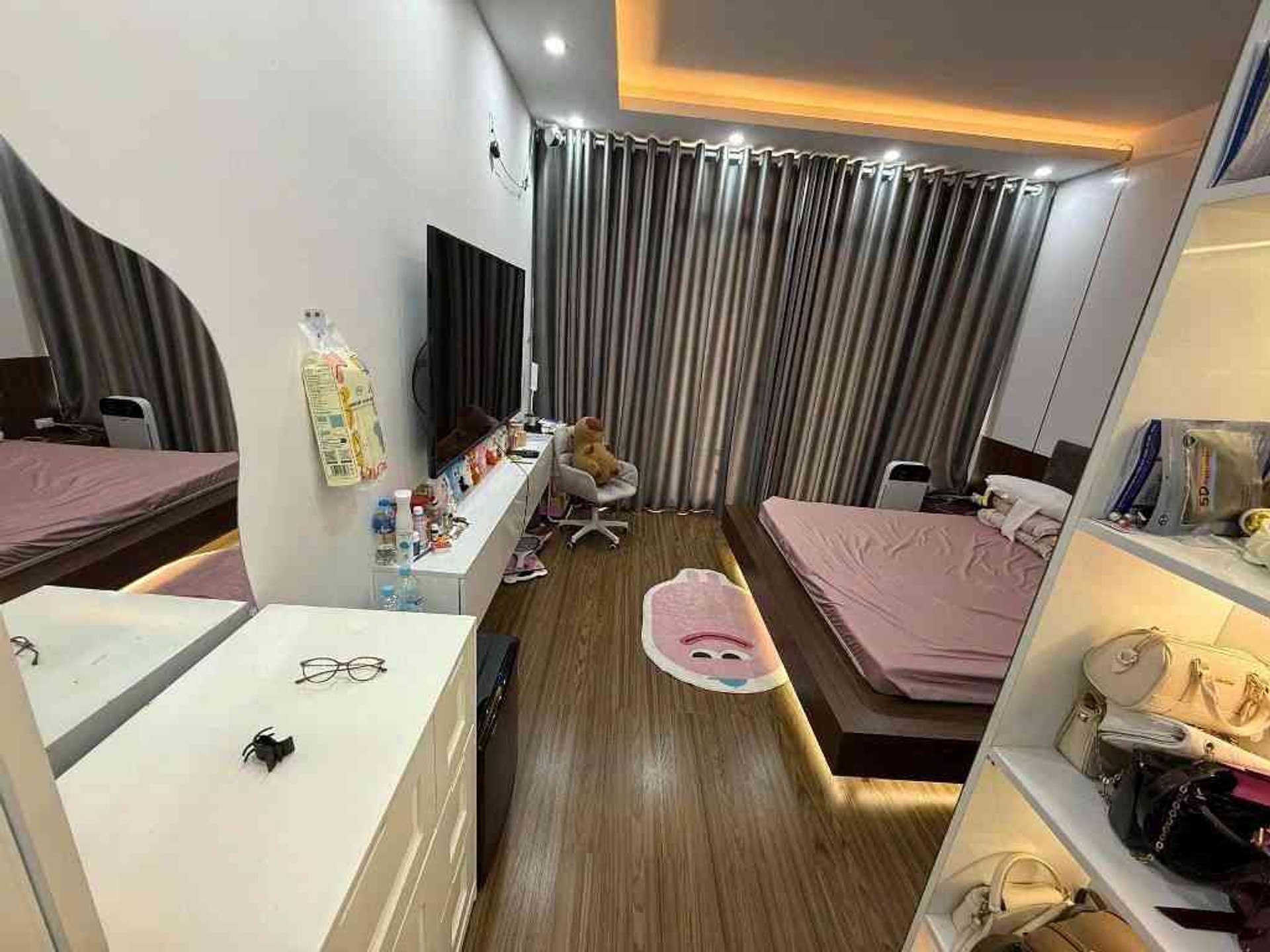 Nhà 4 tầng mặt phố Lý Thường Kiệt kinh doanh thuận lợi, diện tích 40m2, Gía hấp dẫn.