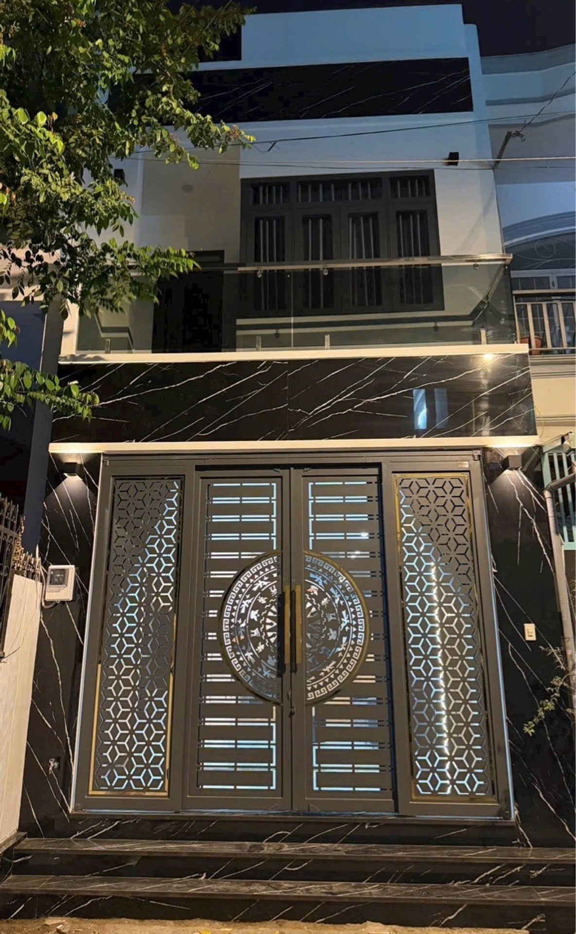 Bán Nhà Mới Trung Tâm Quận Tân Phú - 74M2 - Đường xe tải - 2 Tầng BTCT, Có Phòng Ngủ Trệt - Nở Hậu.
