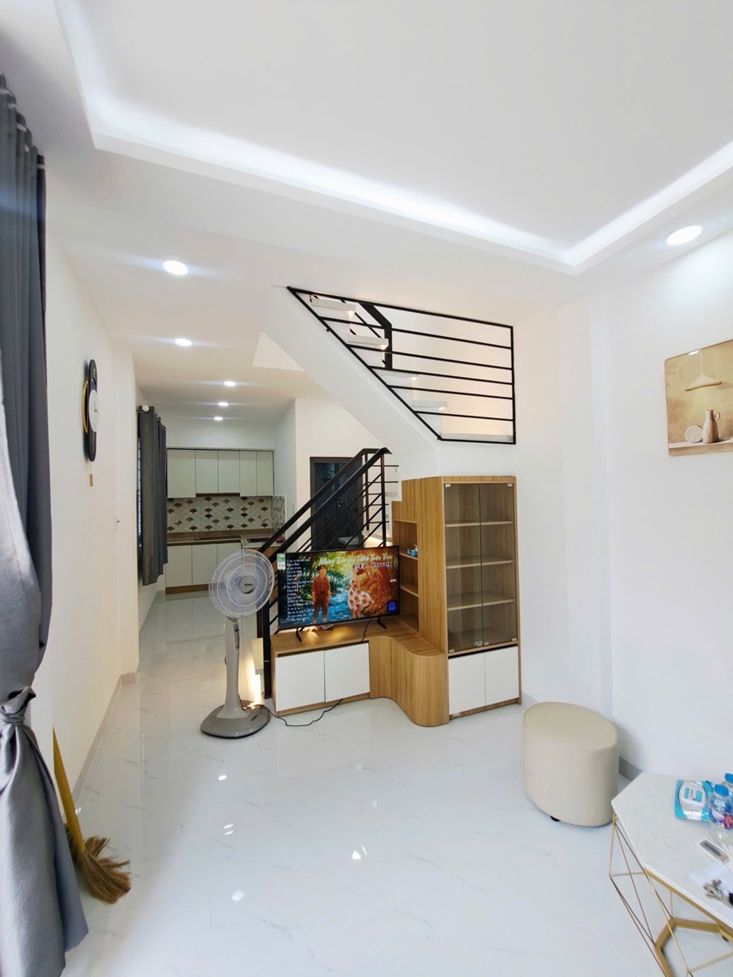 KHU VIP TÔ HIỆU, GẦN ĐẦM SEN, GIÁP QUẬN 11, HẺM 8M, GẦN CHỢ BỐN XÃ - 2Tầng-Ngang 9m - Phan Anh