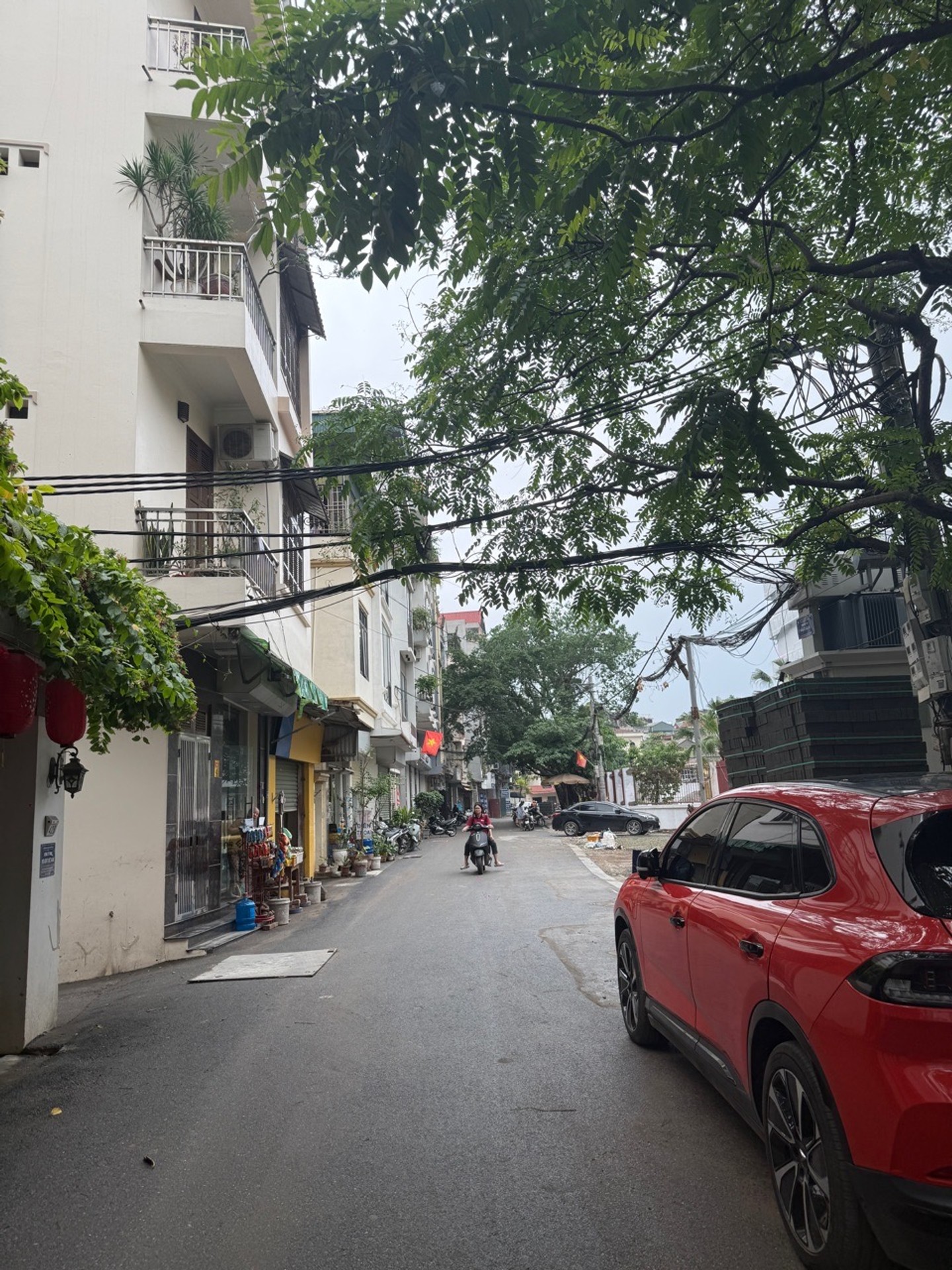 Bán nhà riêng 6 tầng tại Bà Triệu, mặt ngõ rộng ô tô vào, view trường THPT Lê Lợi