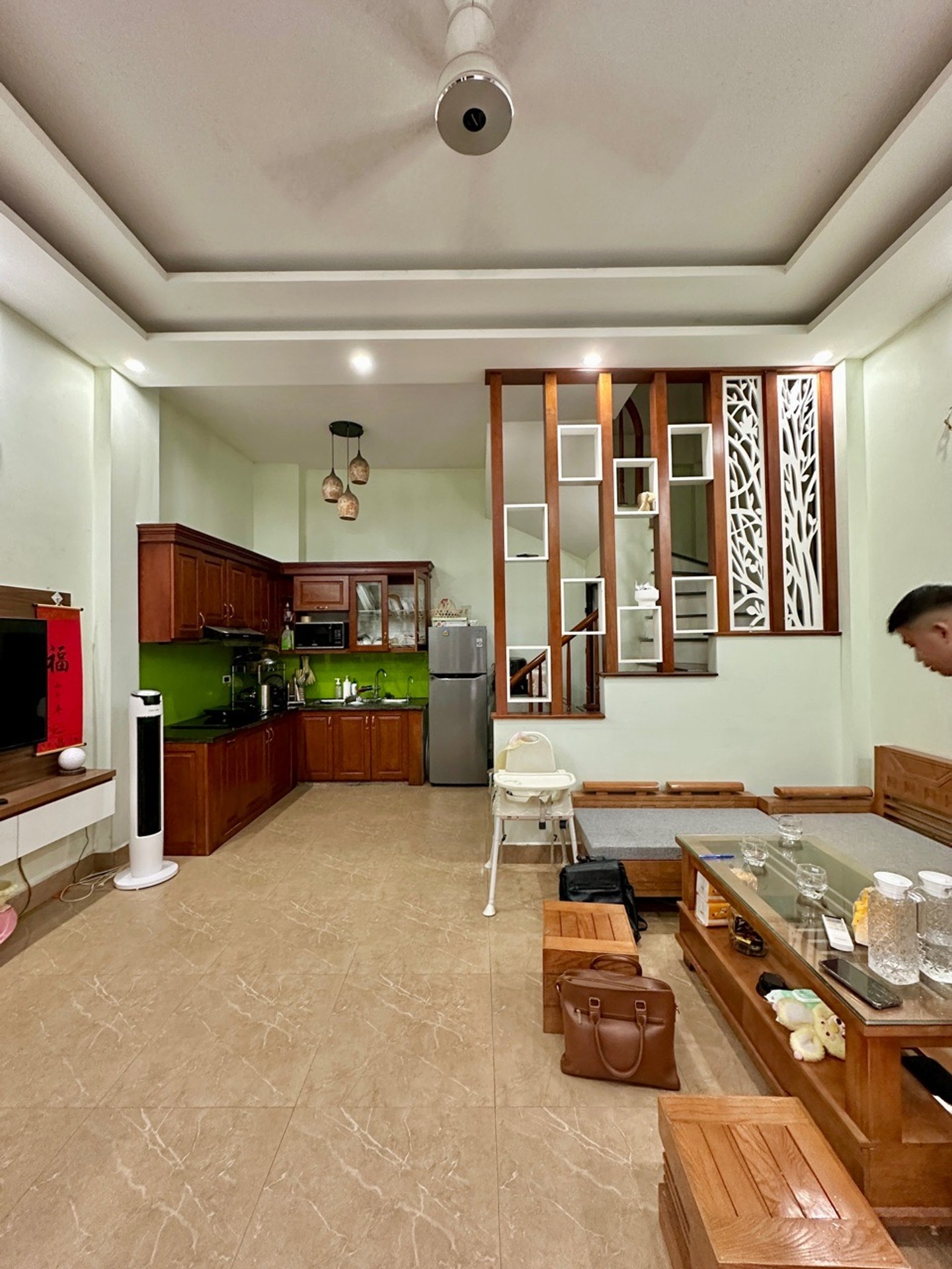 Bán nhà 5 tầng lô góc mặt tiền rộng tại Hoàng Mai