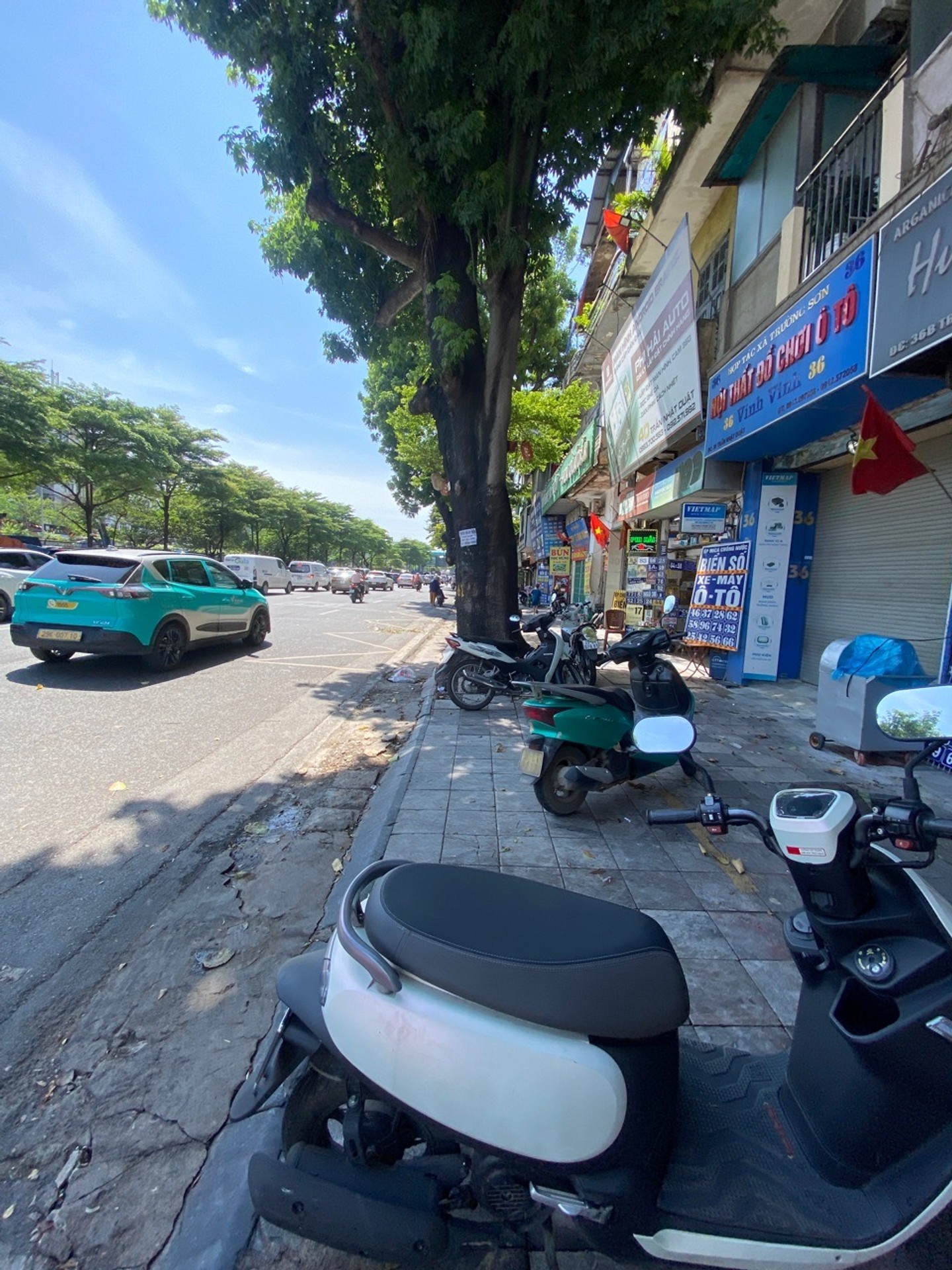 Nhà phố Trần Nhật Duật