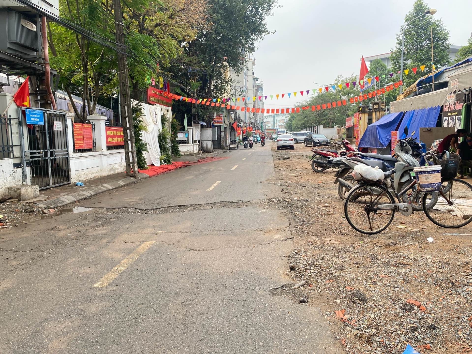Cơ hội vàng sở hữu đất mặt tiền rộng giá chỉ 100 triệu/m2 tại quận trung tâm