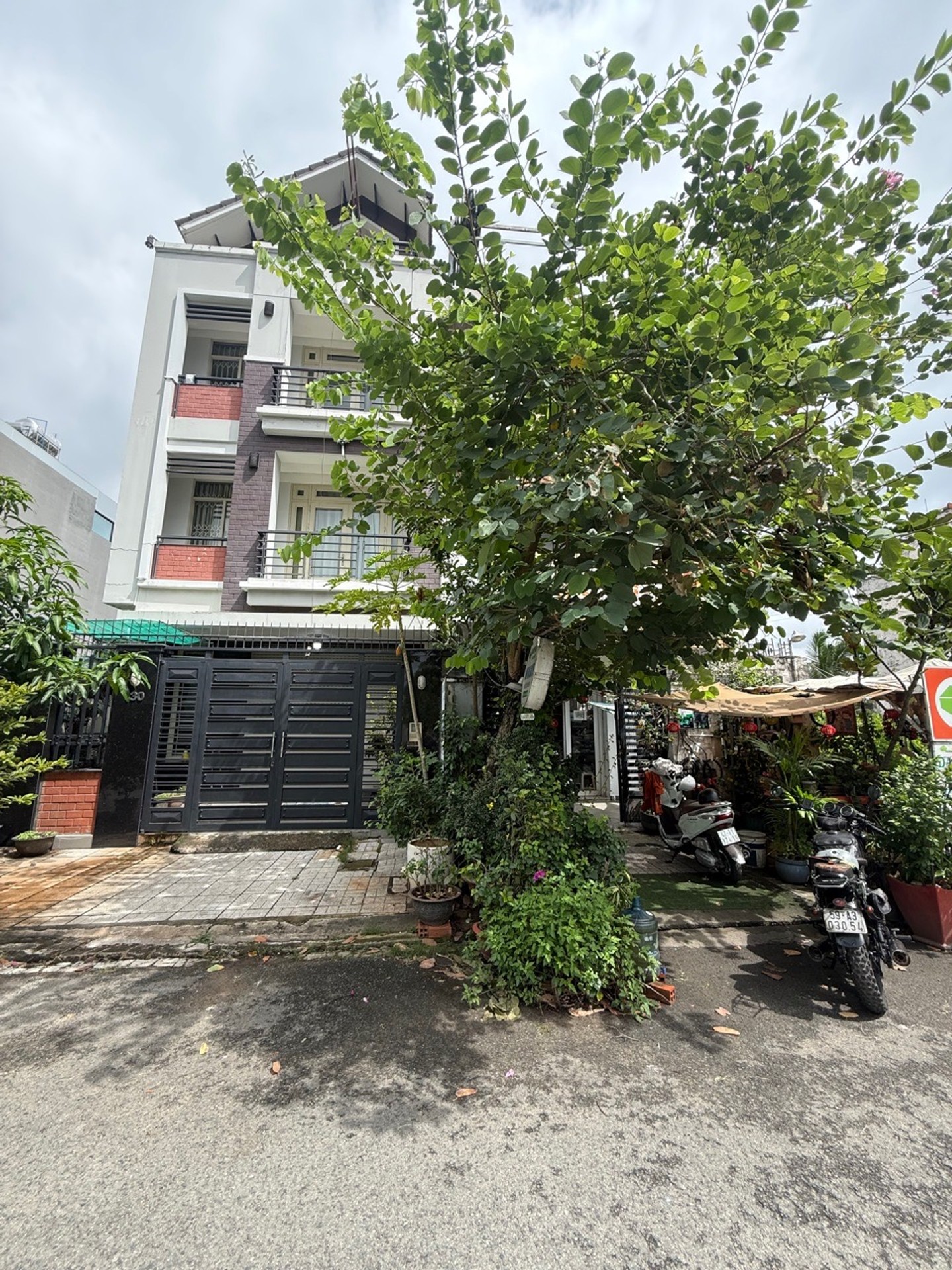 Nhà Mặt Phố Phạm Công Trứ Thạnh Mỹ Lợi - Kinh Doanh Đỉnh, 160m2, Giá Hời Quận 2