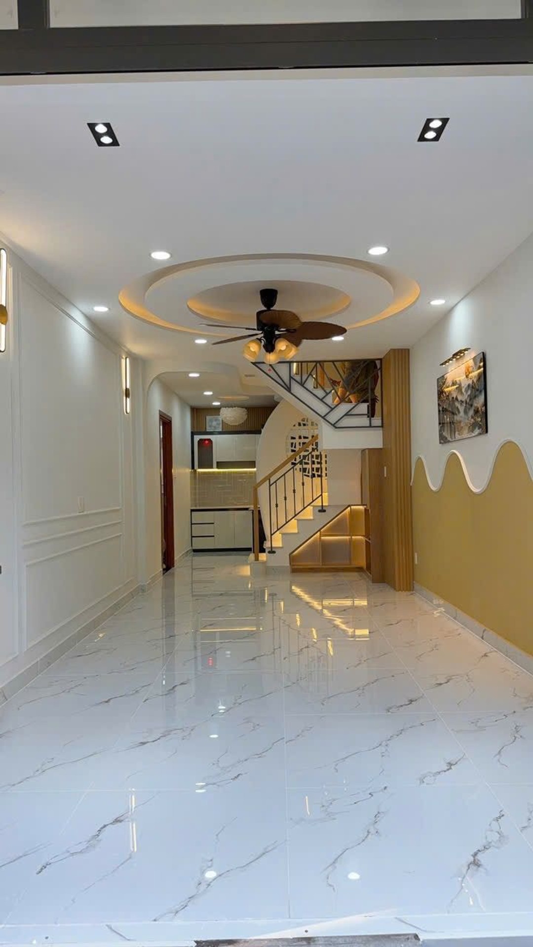 Bán nhà riêng 2 tầng diện tích 27,4m² tại Lê Hồng Phong, Quận 5, giá 7,1 tỷ