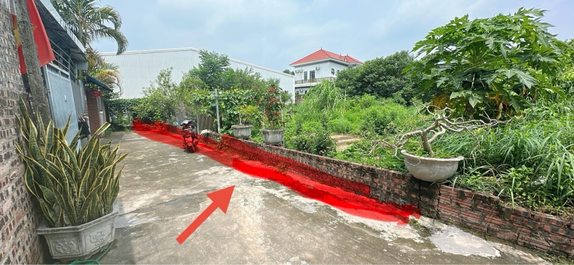 Bán đất mặt tiền 27m tại xã gần sân bay Nội Bài, thích hợp phân lô hoặc xây biệt thự