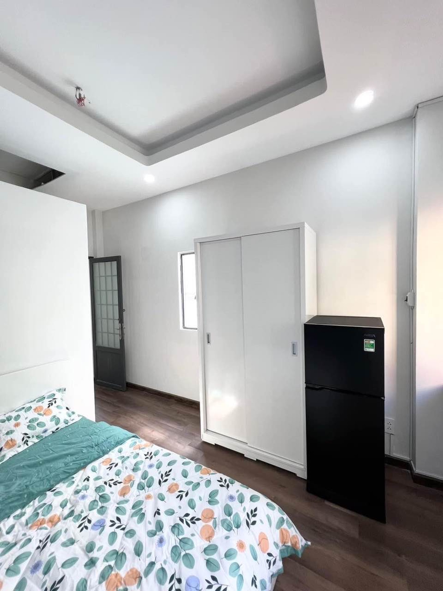 Bán nhà riêng Tân Bình giáp Quận 10, hẻm ô tô 5m, 4 tầng, 7 căn hộ dịch vụ