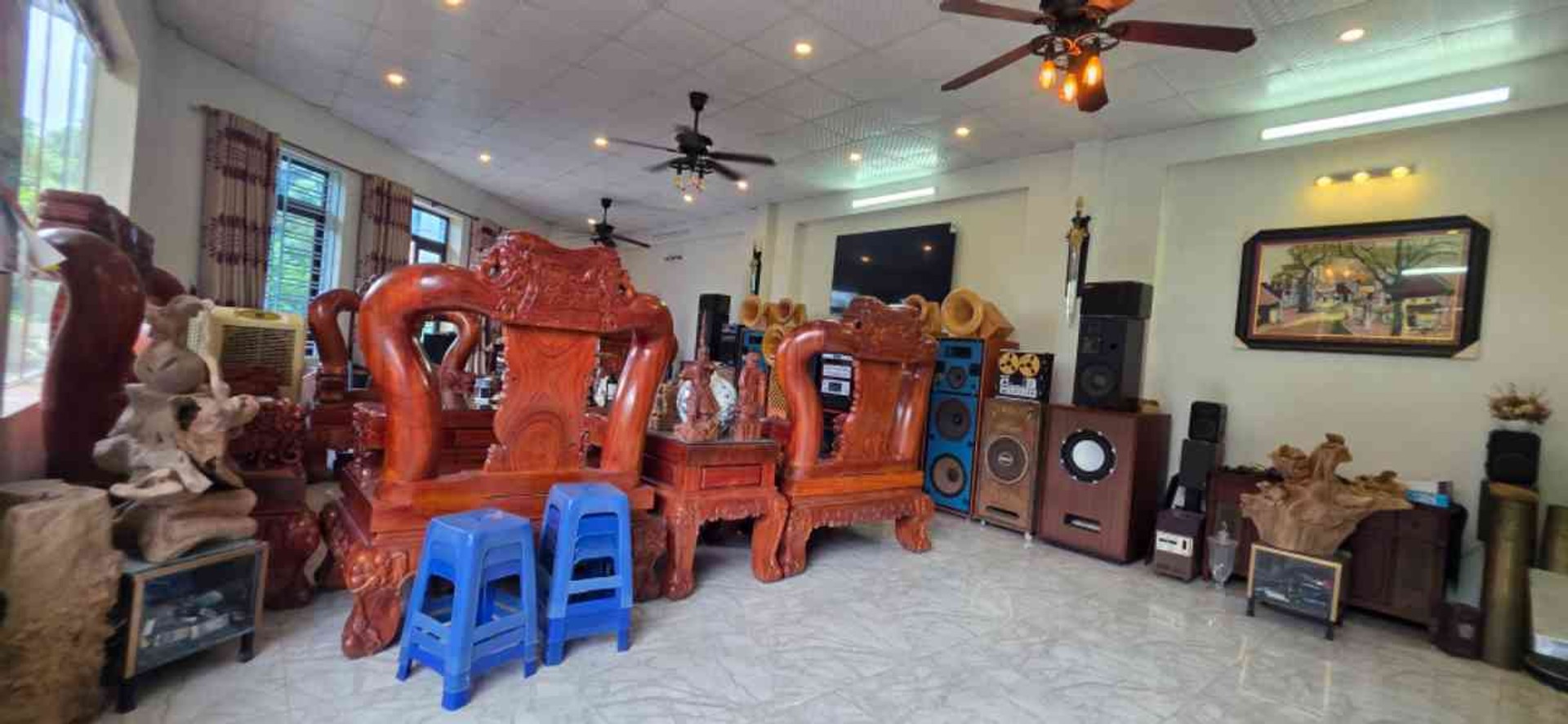 Cơ Hội Vàng Sở Hữu Nhà Mặt Phố Lô Góc 3 Mặt Thoáng Tại Hoàng Quốc Việt