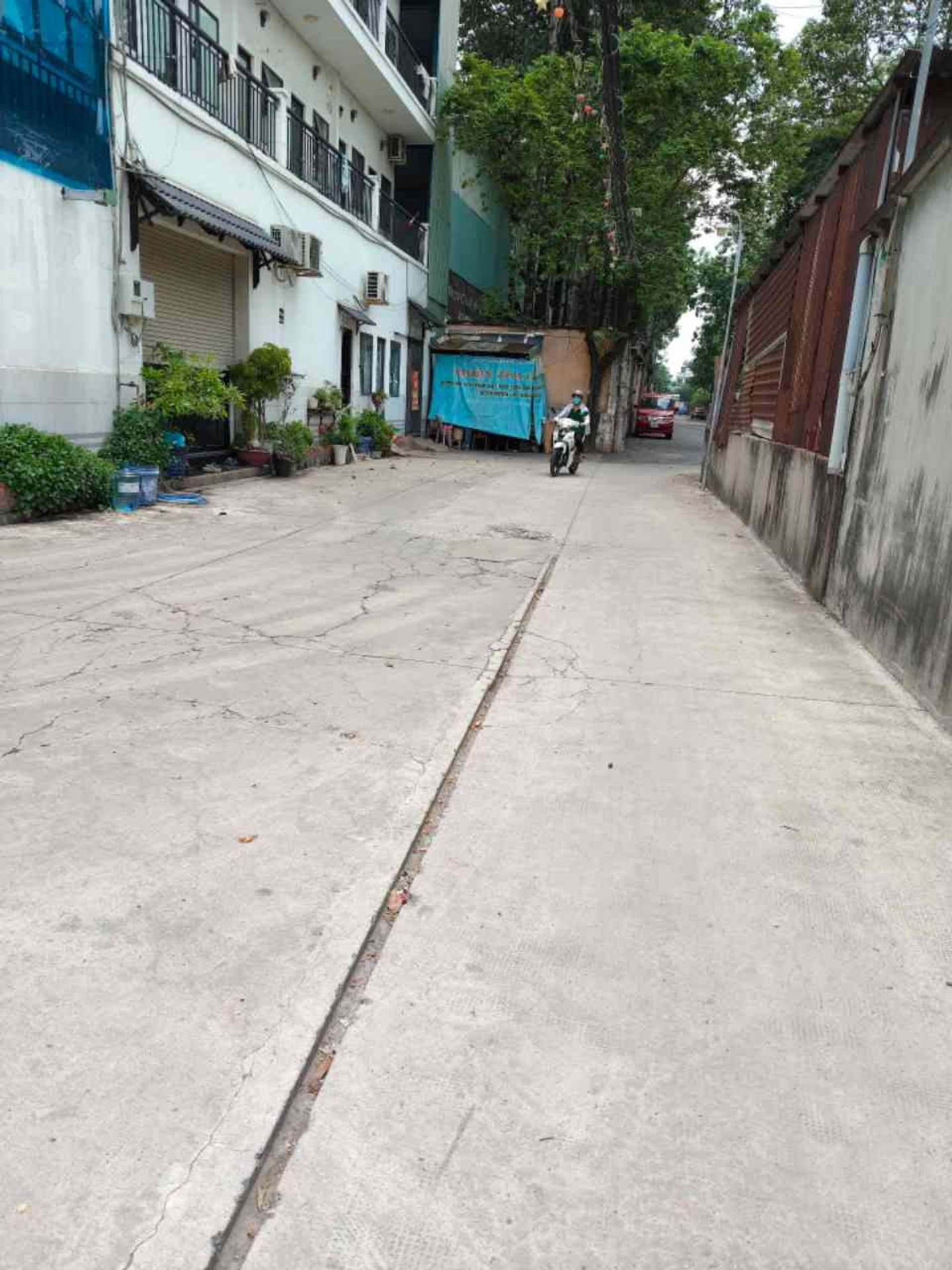 Bán nhà riêng 2 tầng, 3PN, ô tô đậu cửa tại Quận 12