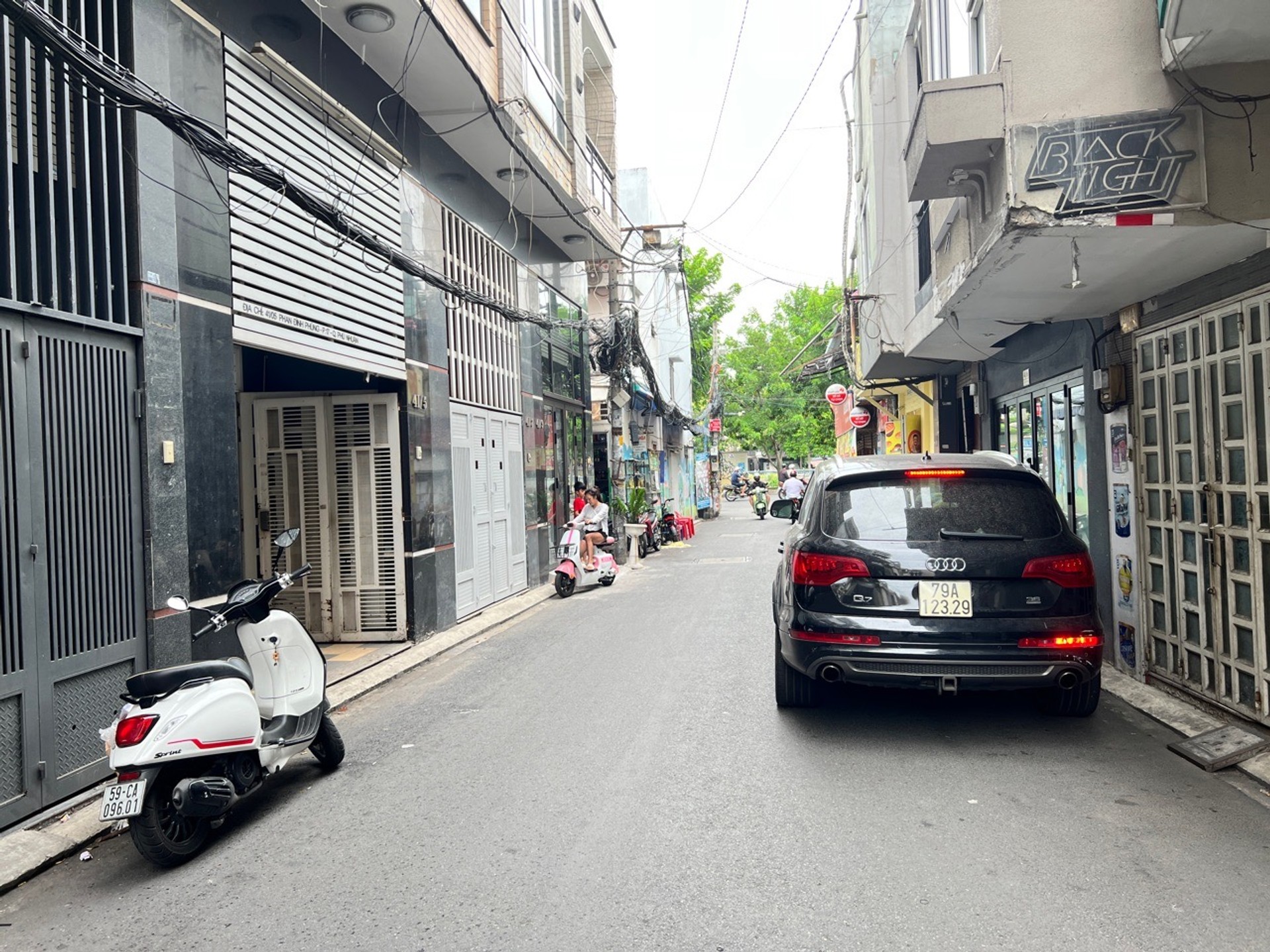 Nhà 5 tầng hẻm rộng, phường 17, Phú Nhuận, giá 16.6 tỷ
