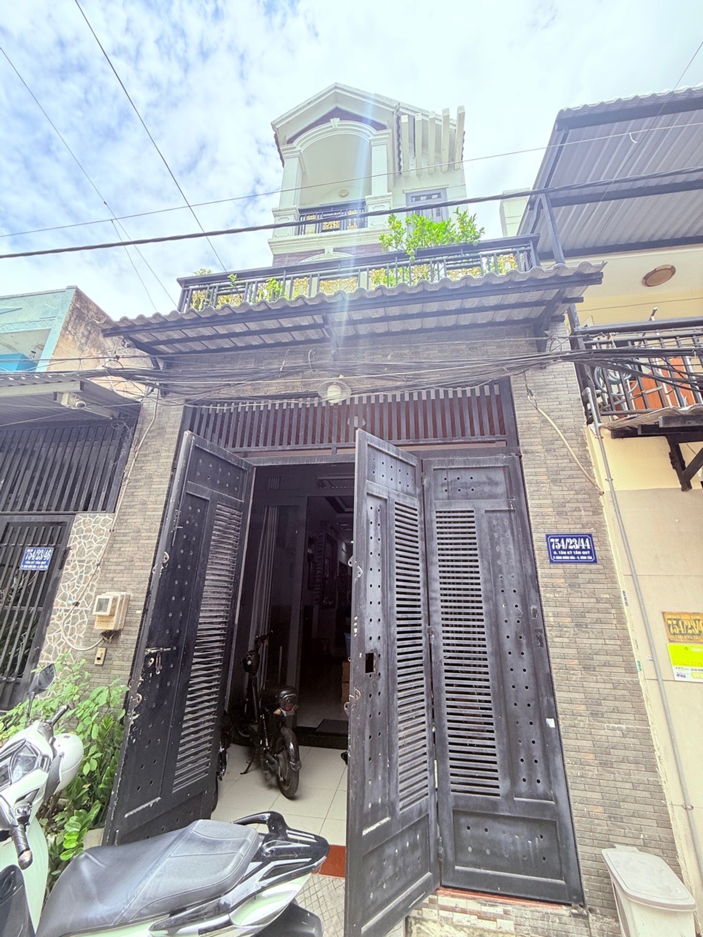 Nhà Riêng Hiếm Có Tân Kỳ Tân Quý, Giá Tốt Sở Hữu Ngay