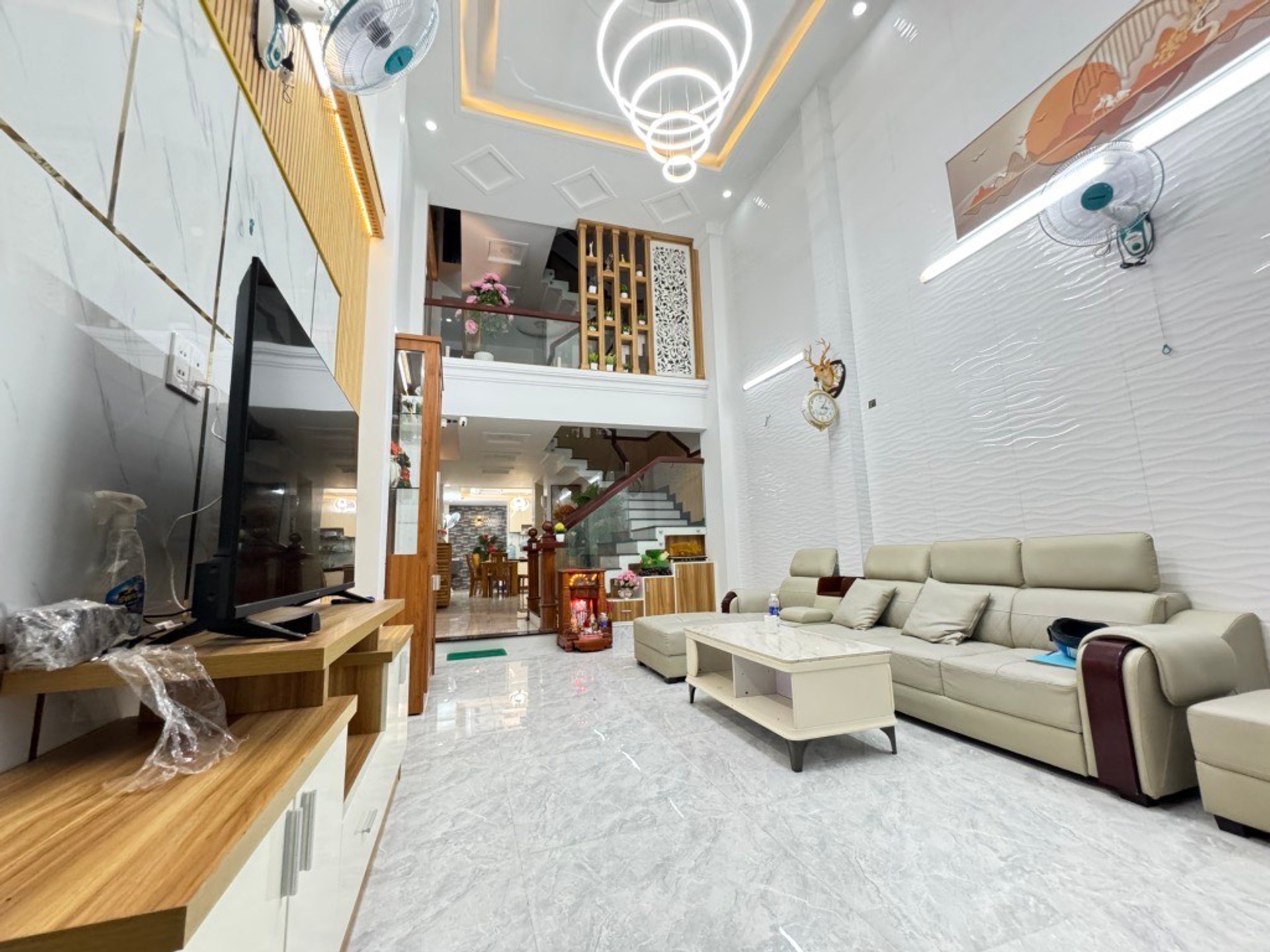 Nhà 5 tầng cực chất tại Gò Vấp, giá ưu đãi tháng này!