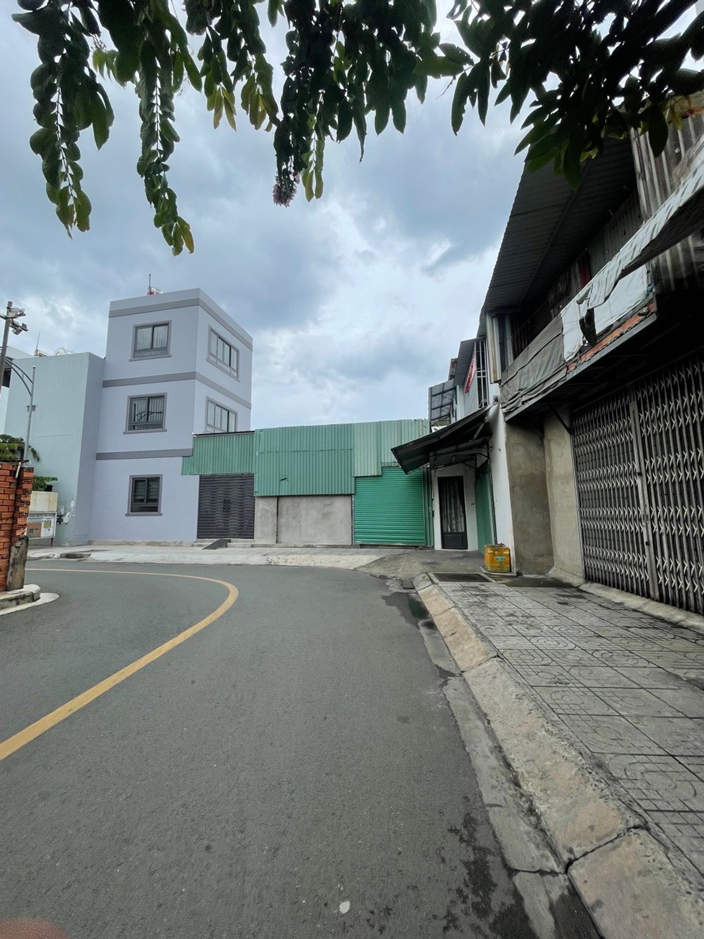 🔥 BÁN NHÀ 2 MẶT TIỀN – HÀ CHƯƠNG - HÀ ĐẶC , TRUNG MỸ TÂY, Q12 - 85M² 🔥
💰GIÁ CHÀO 6.1 TỶ.