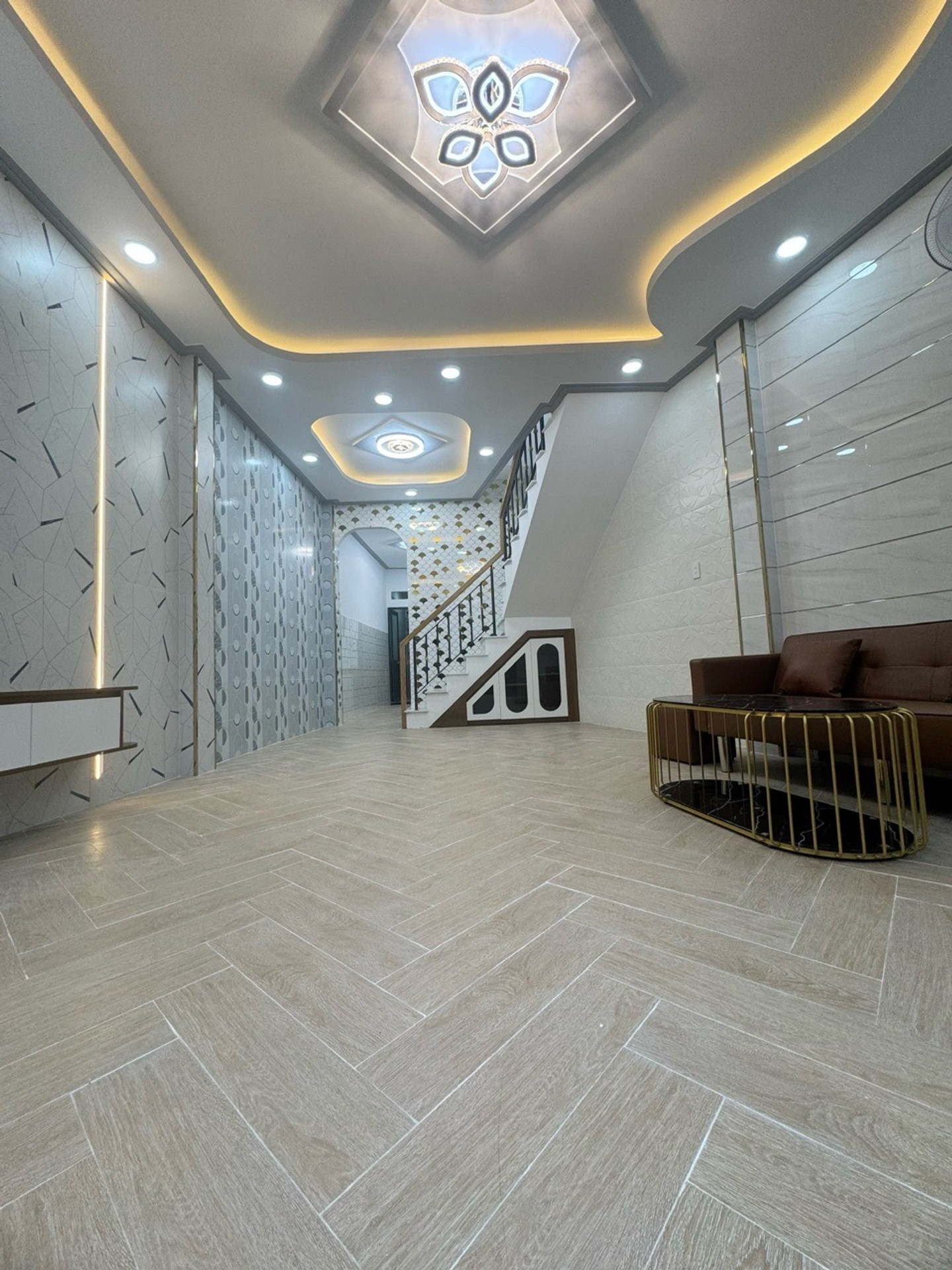 3 tỏi nhỉnh - 44m2 (5.8x13.6) - Ngay Aoen Tân Phú, Kênh Tham Lương, Lê Trọng Tấn.
