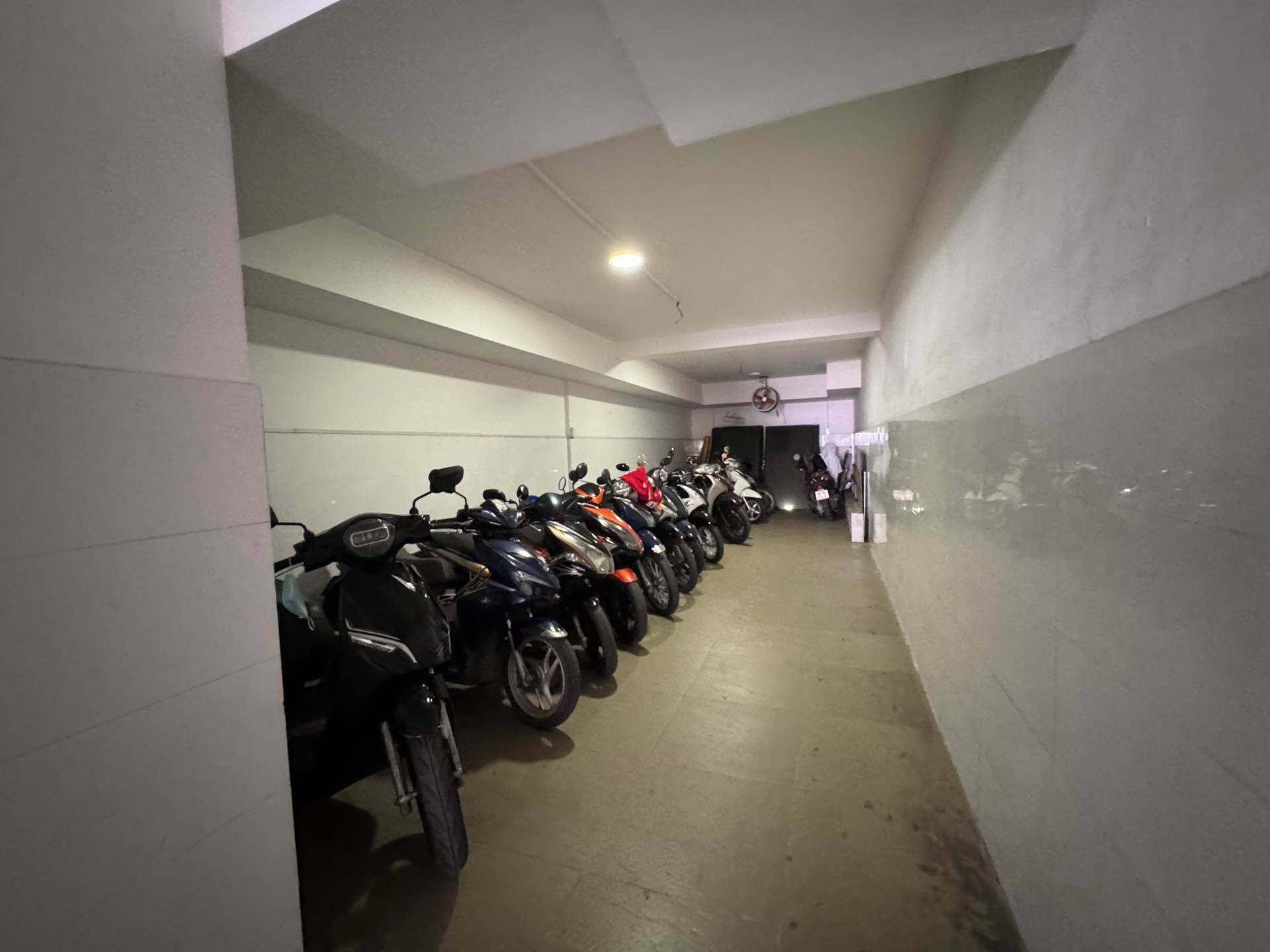 Bán nhà mặt phố phường Thông Tây Hội 7 tầng diện tích 125m2 giá 25,5 tỷ