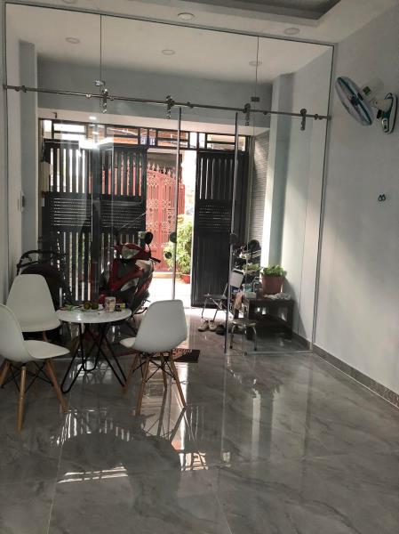 Bán nhà riêng 3 tầng 51m2 tại phường 8, quận Phú Nhuận, giá 10.5 tỷ đồng