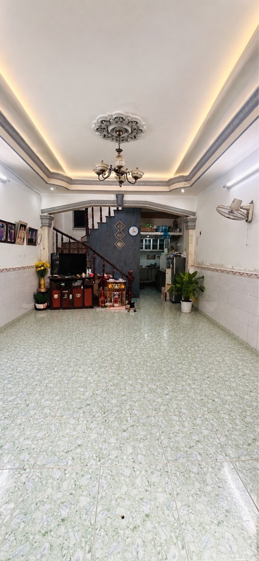 Nhà mặt tiền kdc Bình Phú, Quận 6, 40m2, 2 tầng. Giá 5.8 tỷ