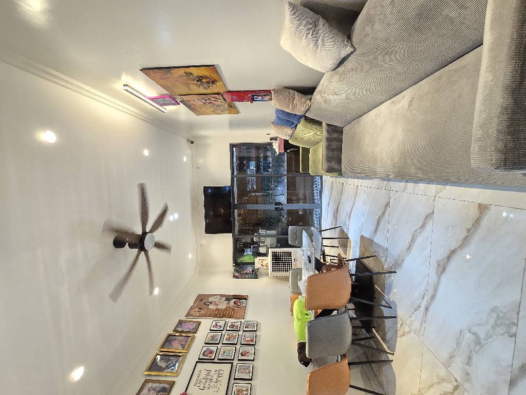 Bán nhà mặt phố tại vị trí kinh doanh đắc địa, 4 tầng, diện tích 67.5m²
