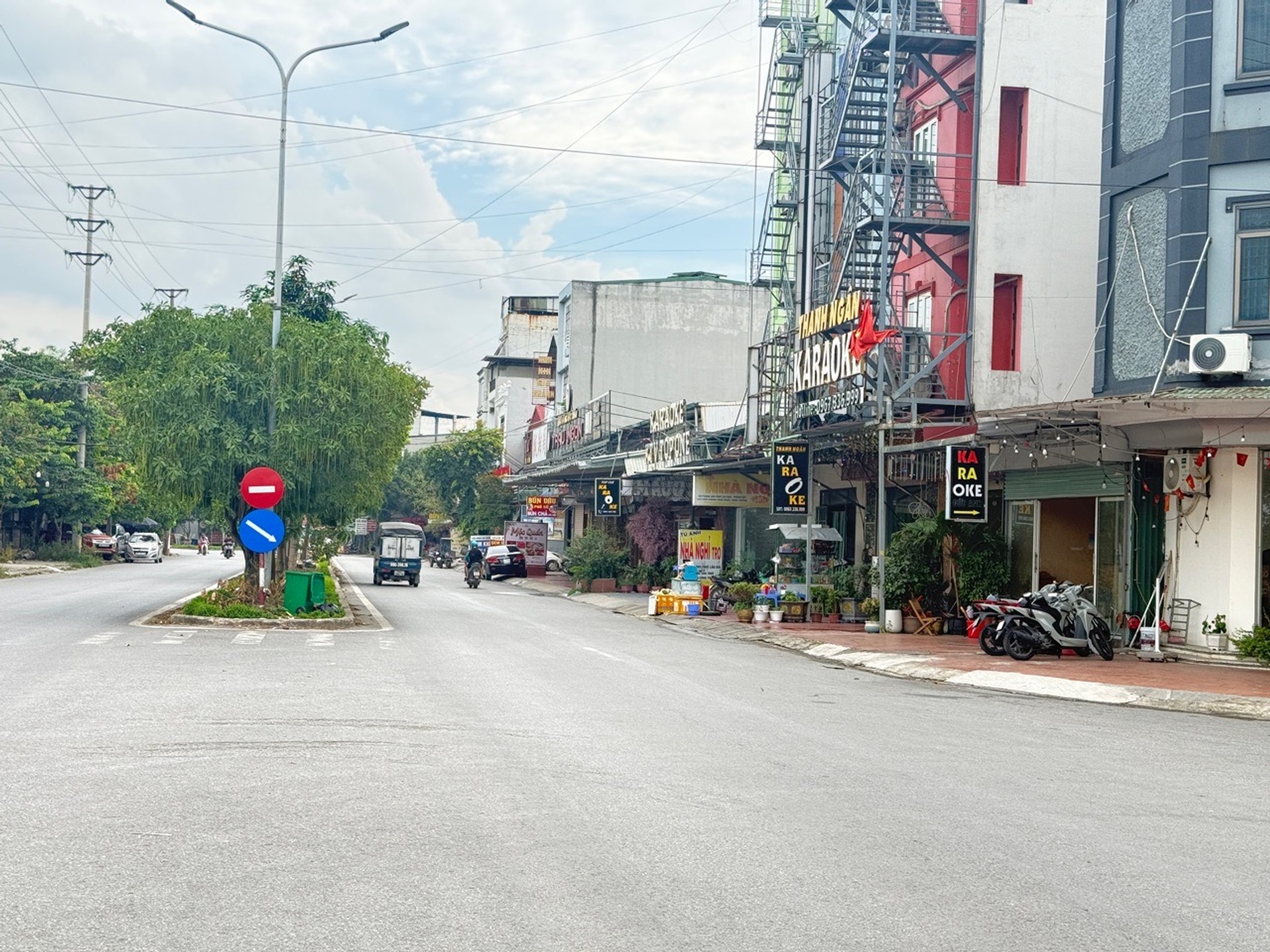 Bán nhà mặt phố 2 tầng 8 phòng trọ gần KCN Đại Đồng Bắc Ninh