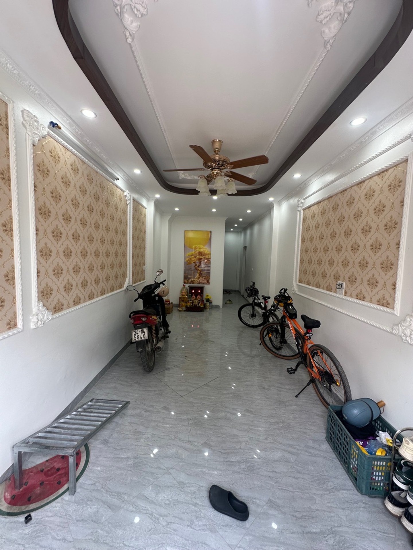 Bán nhà riêng 6 tầng có thang máy tại Phú Diễn, lô góc ô tô đỗ cửa
