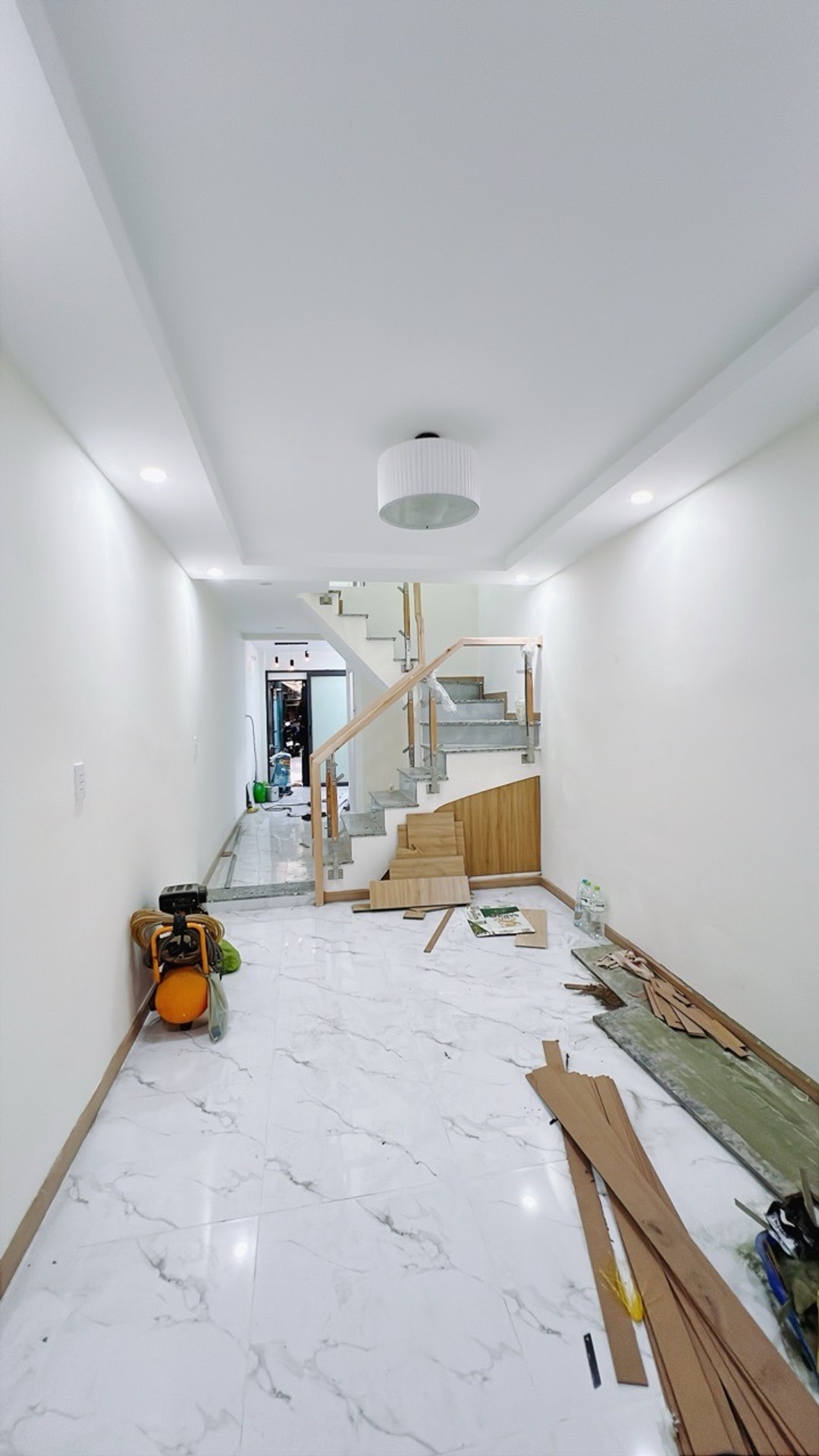 Bán nhà riêng 2 tầng phường Bàn Cờ quận 3 với 2 phòng ngủ, nhà mới, diện tích 32,9m2
