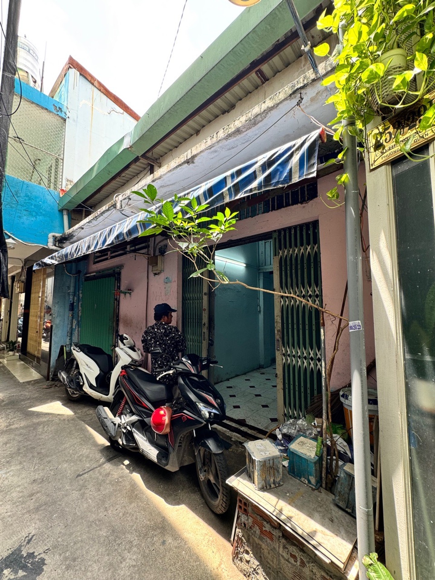 Nhà Hẻm Trung Tâm Quận 10, Ngang Rộng 6m, Giá Hời