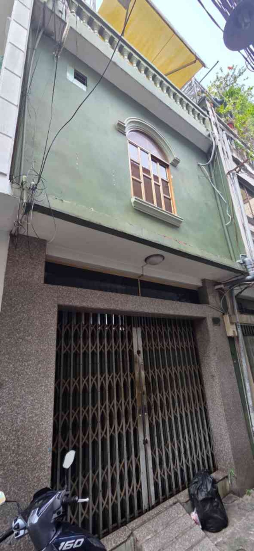 Nhà 3 Tầng Gần Sân Vận Động Phú Thọ, Q.10 - Hẻm Thông, Dân Trí Cao