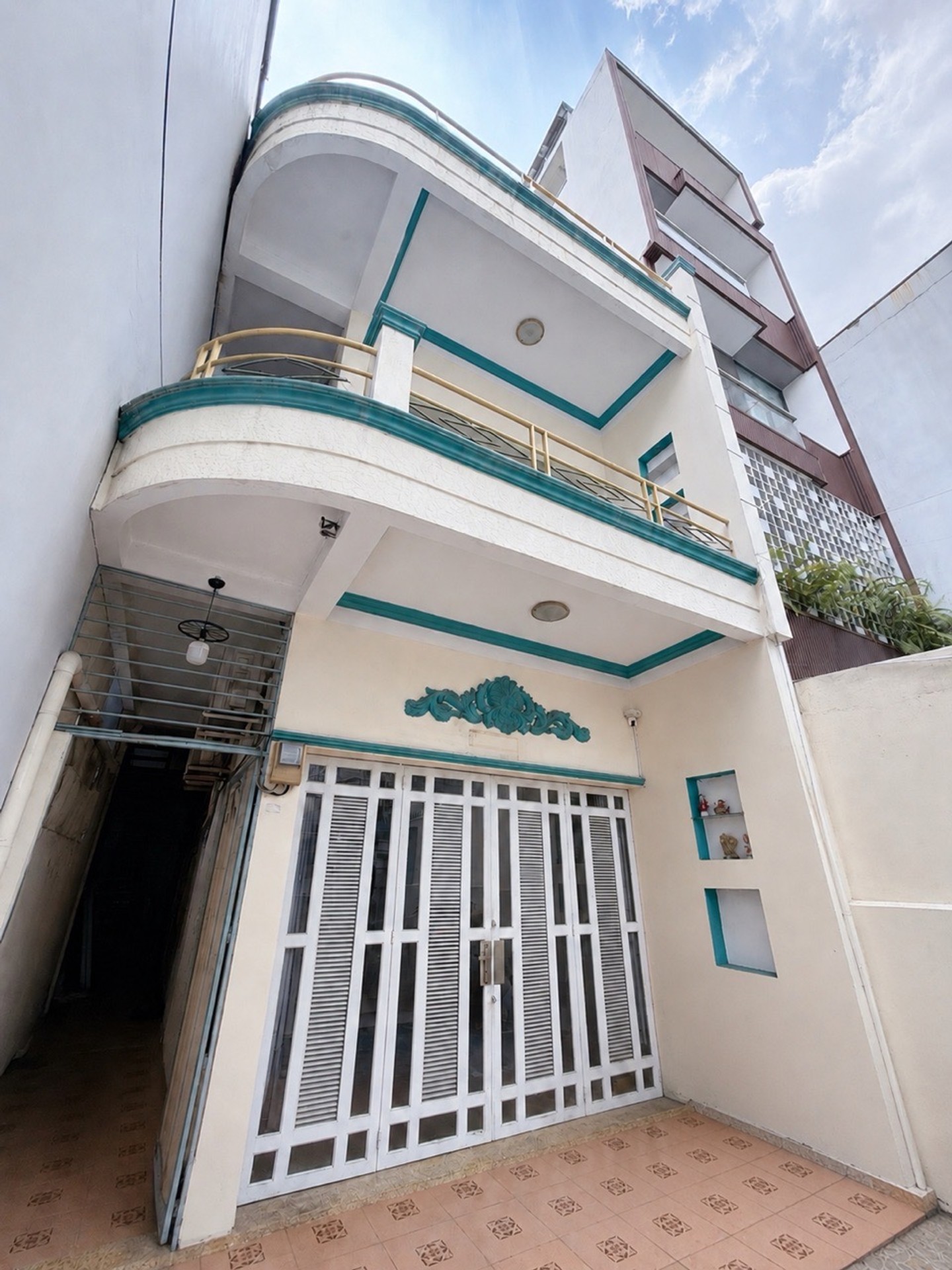 Bán nhà riêng 3 tầng diện tích 130m² tại Phường 12, Quận Phú Nhuận