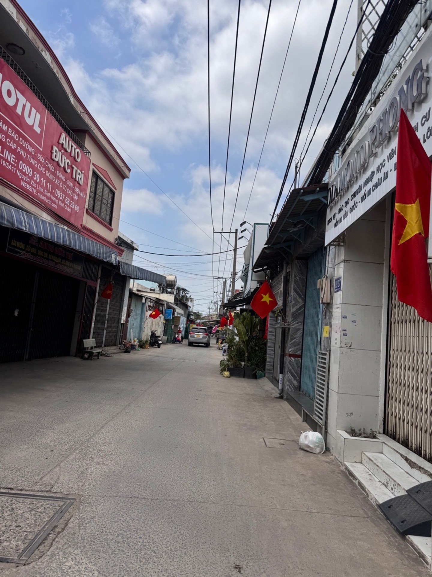 NHÀ ĐẸP SÁT PHẠM HÙNG, QUẬN 8 – Ô TÔ ĐỖ CỬA – NHỈNH 6 TỶ