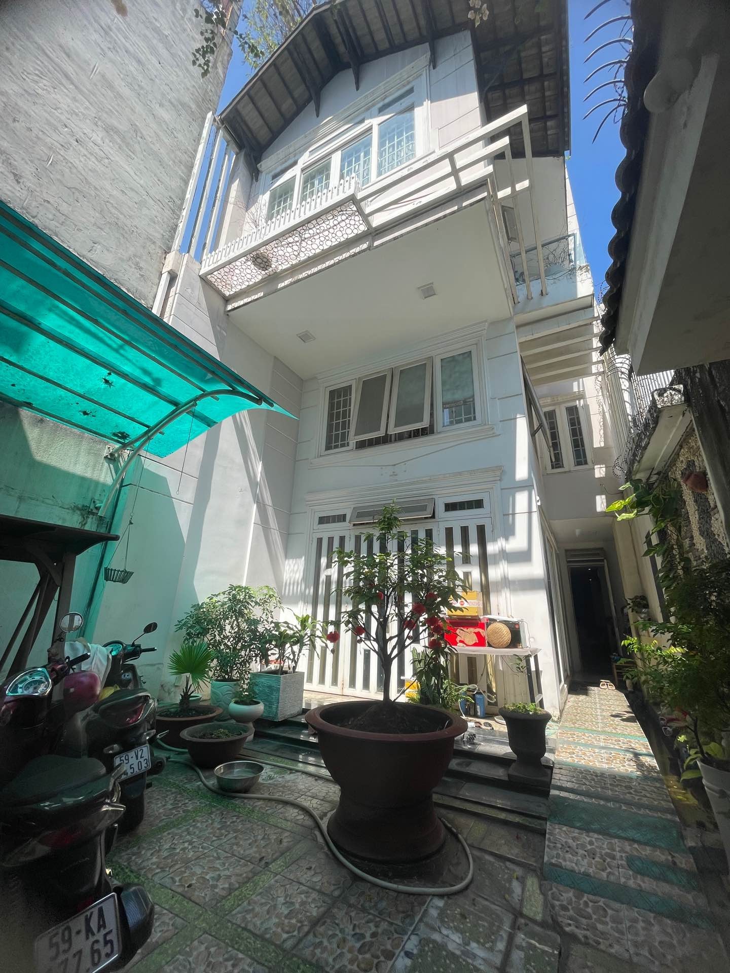 🏡 NHÀ ĐẸP NGAY NGÃ TƯ NGUYỄN OANH – NGUYỄN VĂN LƯỢNG 🌿
🔥 Ngang 6,5m – dài 23m | 5 tầng | 5PN | ~