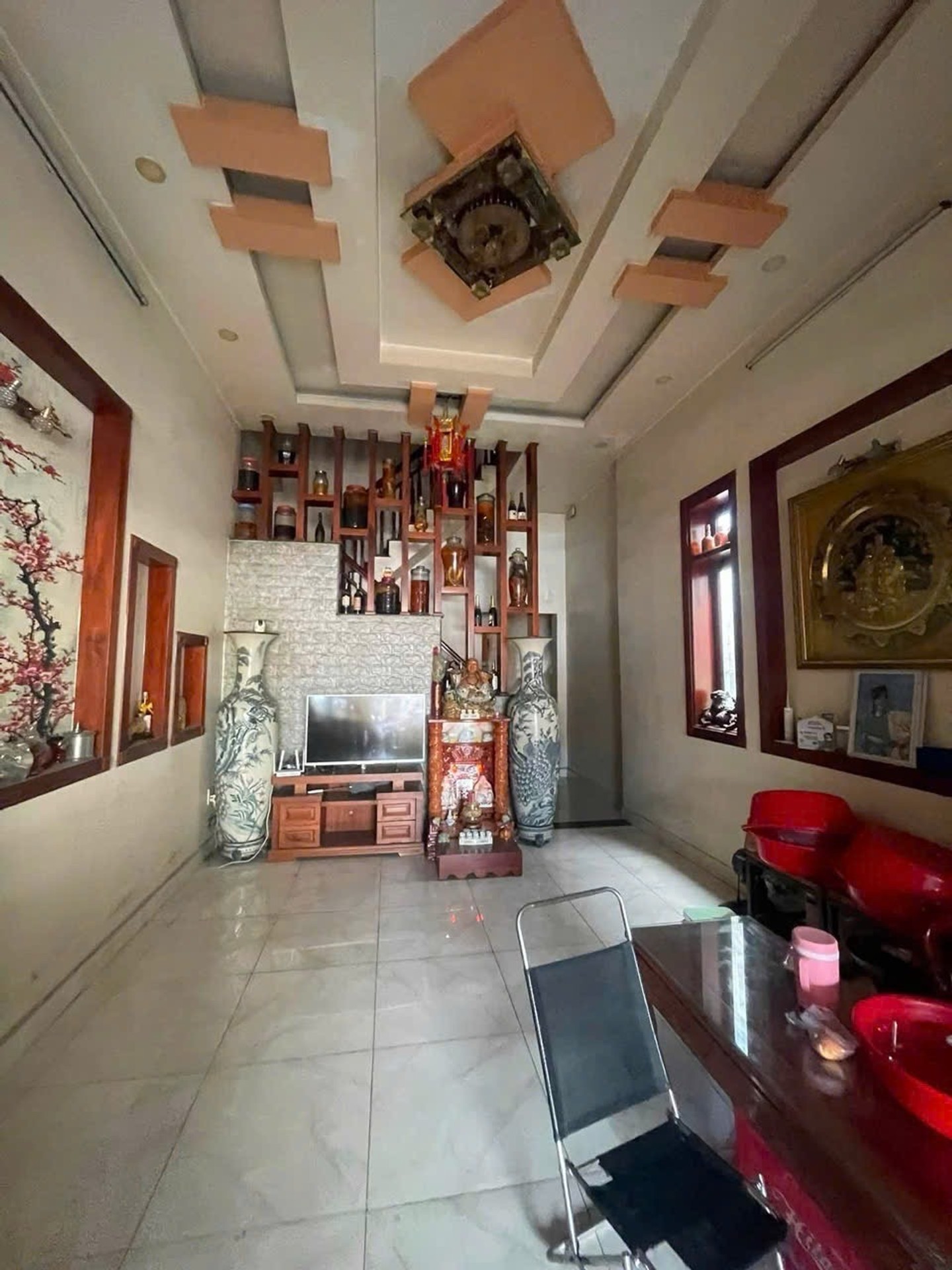 Bán nhà mặt phố 2 tầng diện tích 85m² tại khu vực Tây