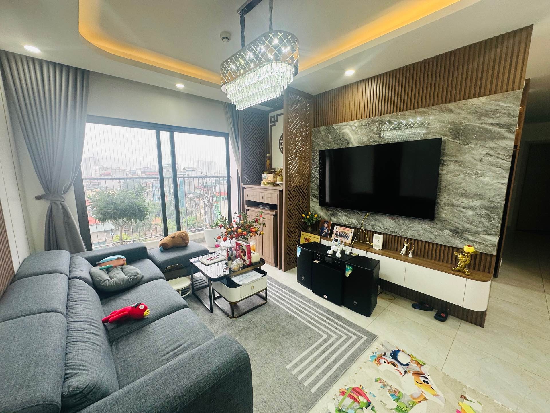 Căn hộ 3 phòng ngủ sang trọng tại Hoàng Mai với ban công đẳng cấp