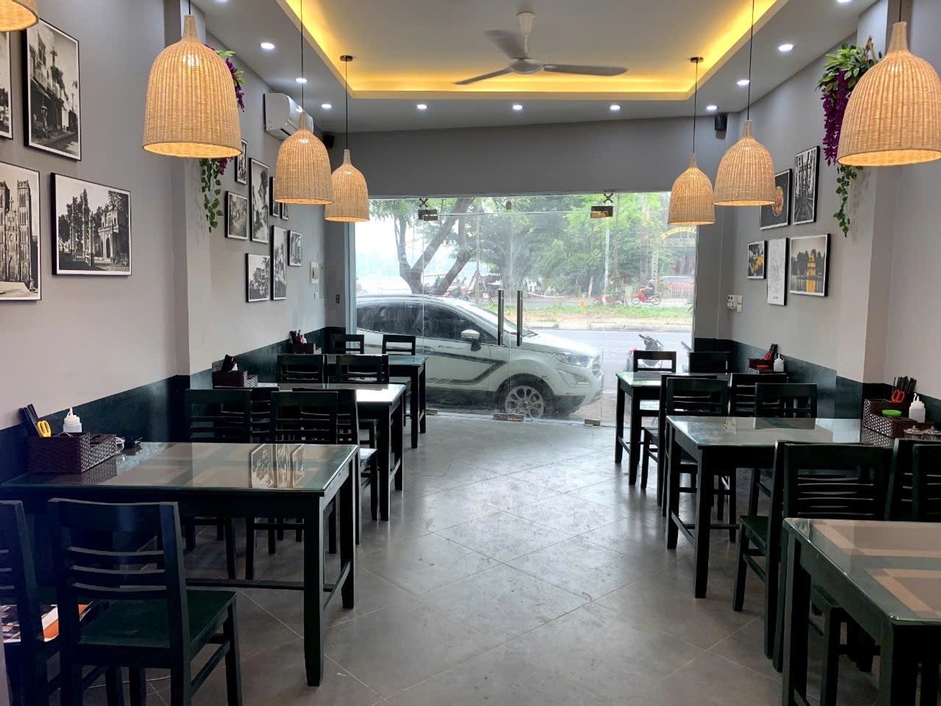 Nhà mặt phố Hoàng Cầu, Đống Đa, view Hồ Hoàng Cầu, kinh doanh đỉnh