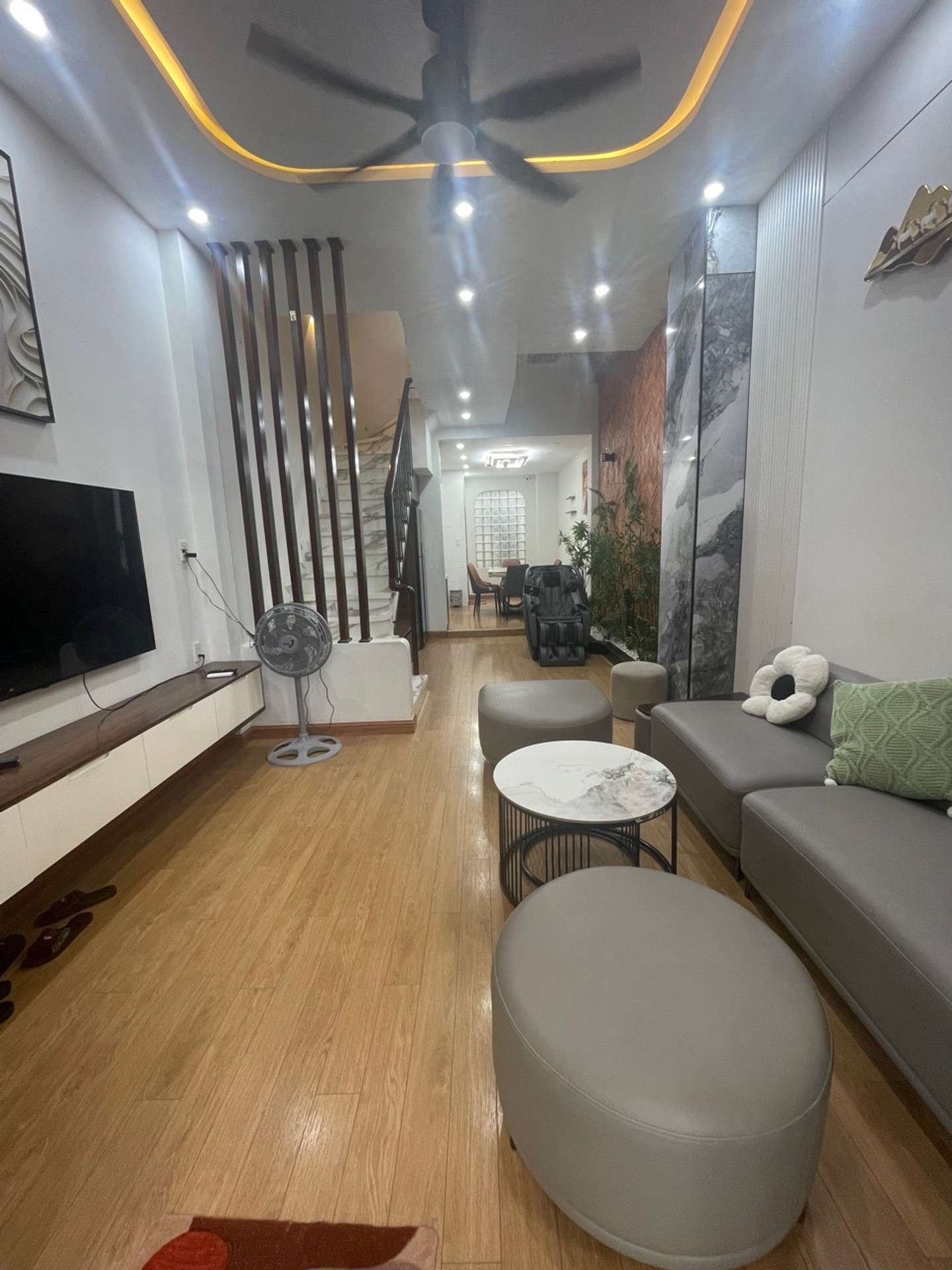 Nhà 3 tầng mặt tiền An Hải, Sơn Trà, Đà nẵng .full nội thất cao cấp
