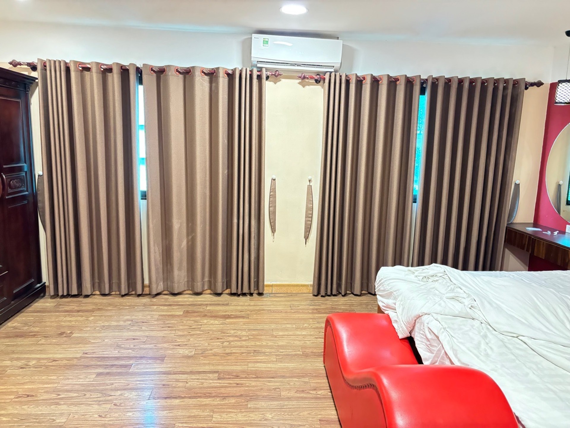 🏛️ SIÊU PHẨM 11 TẦNG - MẶT TIỀN RỘNG - TRÁI TIM PHỐ CỔ - DOANH THU 150 TRIỆU/THÁNG.