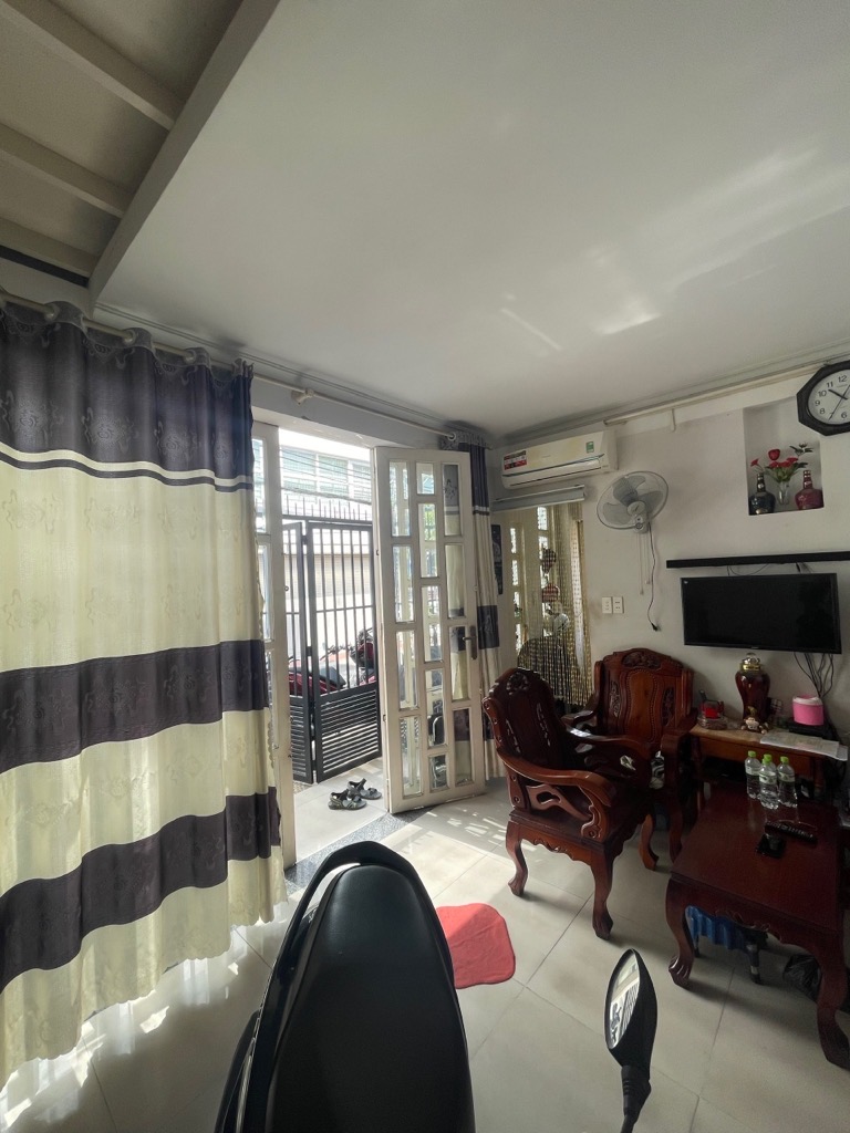 Bán nhà riêng 5 tầng tại phường 4, Tân Bình, mặt tiền rộng, đường ôtô 8m, phù hợp kinh doanh