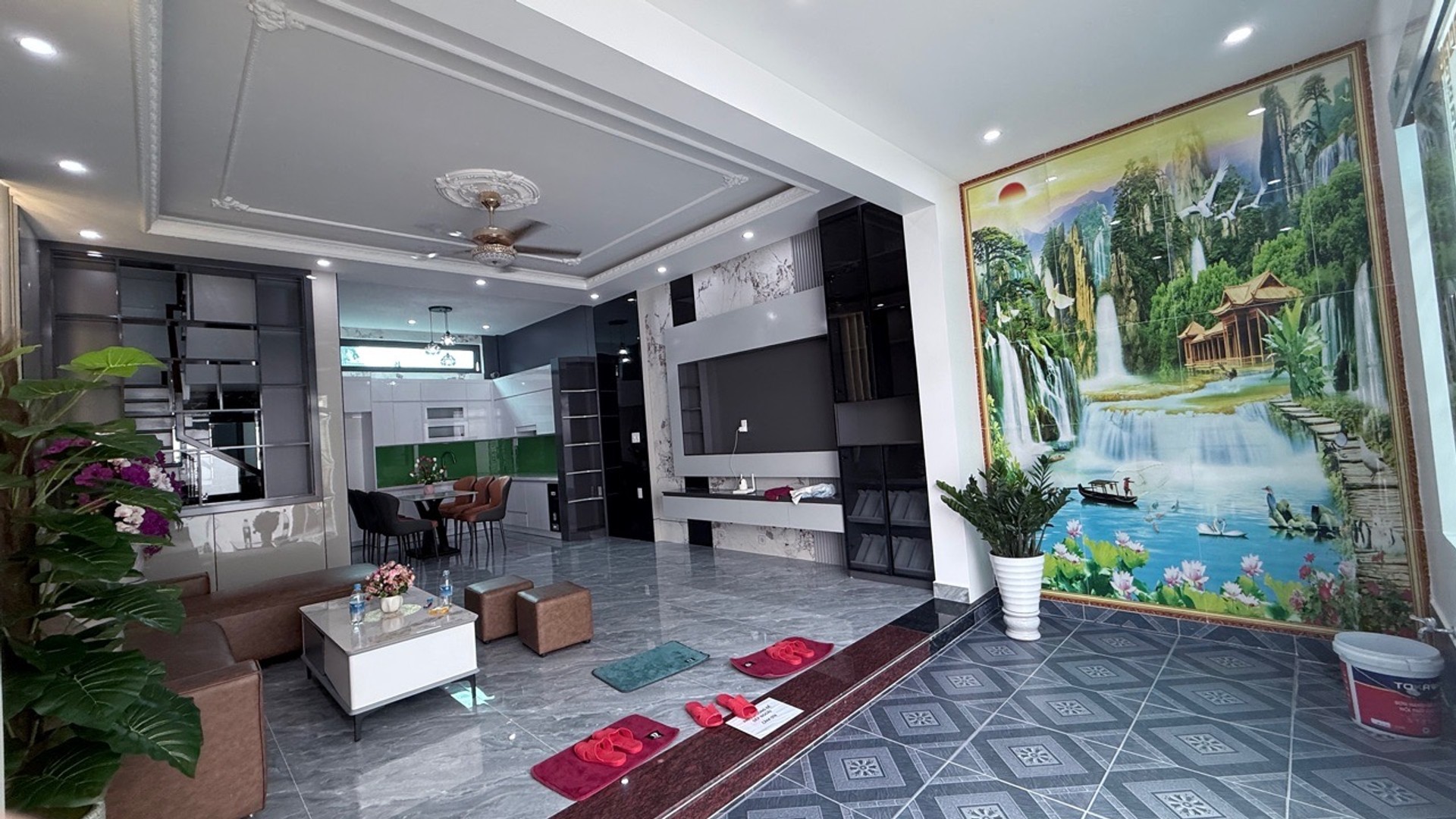 Nhà riêng 3 tầng 78m2 tại Hồng Thái, giá 3,36 tỷ