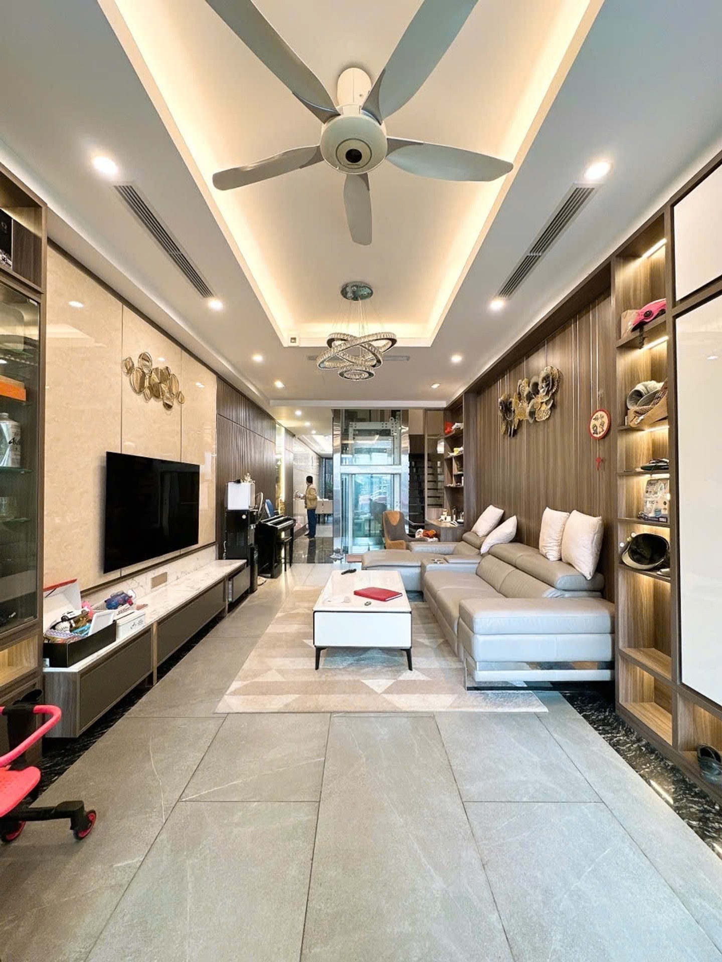 Biệt thự liền kề thang máy tại Thịnh Liệt – chuẩn văn phòng đẳng cấp