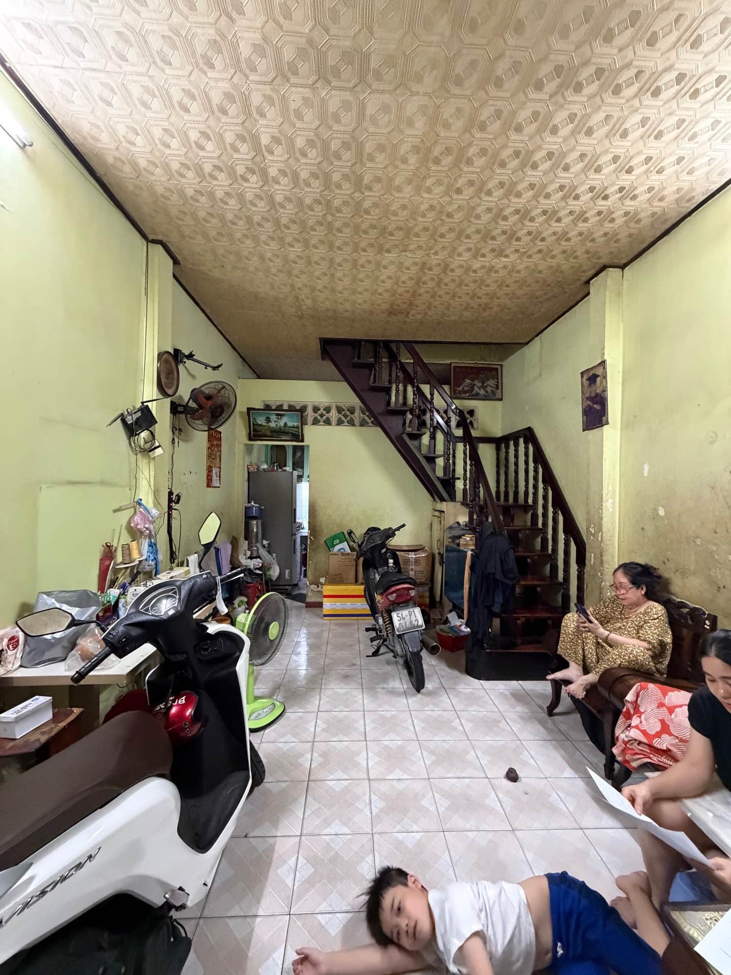 Nhà nhỏ siêu tiện lợi ngay trung tâm quận 10