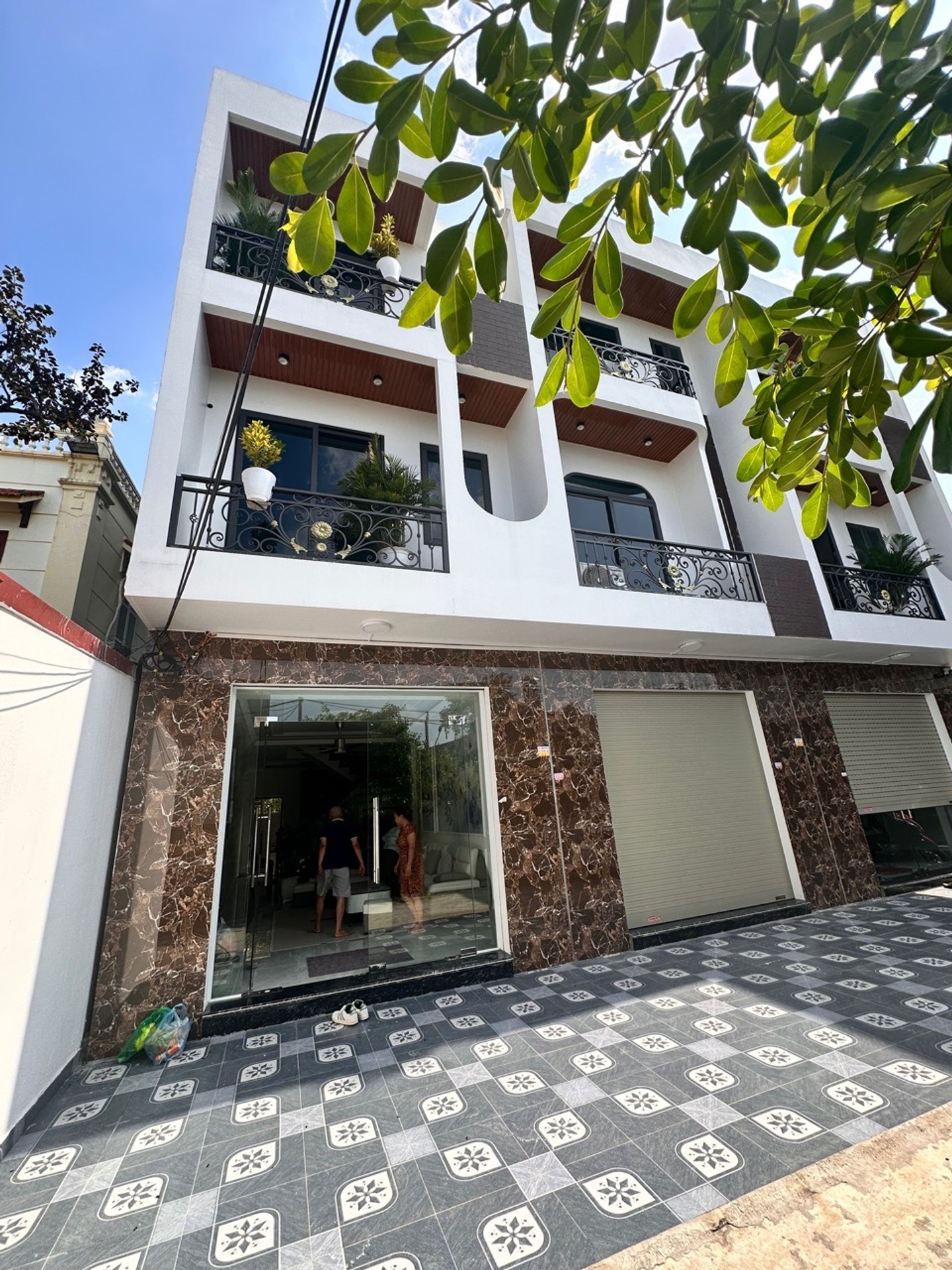 Nhà 3 tầng hiện đại tại An Kim Hải, diện tích 71m², thuận tiện ô tô đỗ cửa