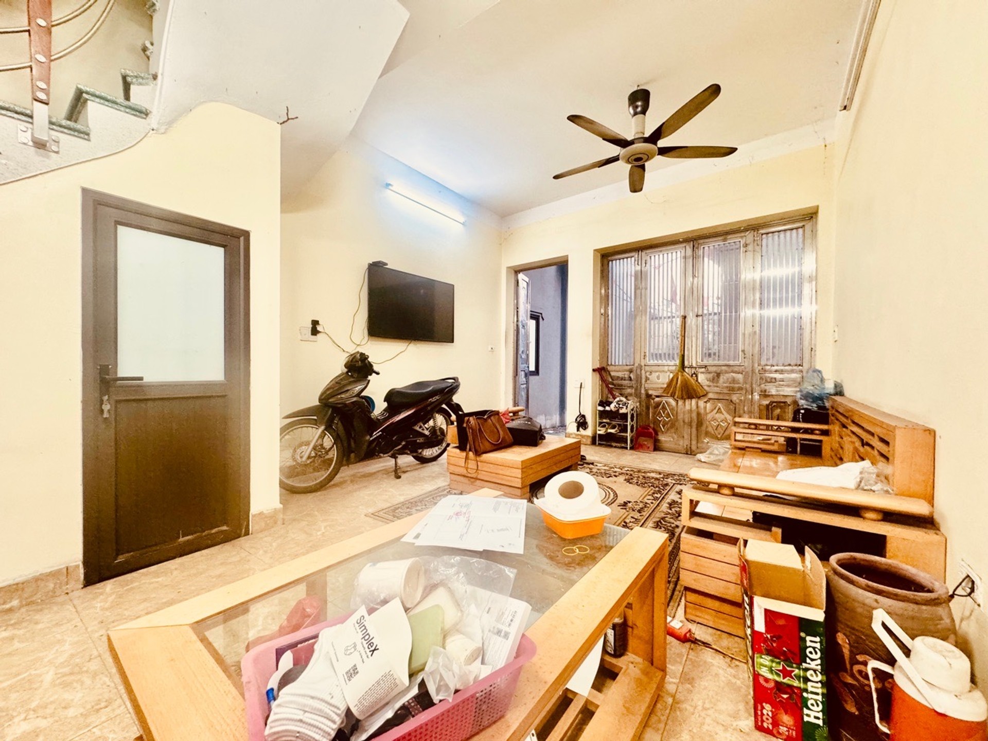 Bán nhà riêng 4 tầng hướng Đông Nam tại Yên Thường, ô tô vào nhà, gần Vinhomes