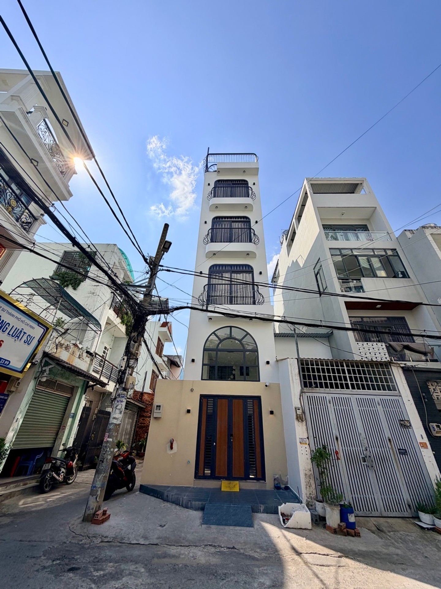 🏢CHDV CAO CẤP 6 TẦNG XÂY MỚI, 13 STUDIO, THANG MÁY, DÒNG TIỀN 70TR/THÁNG, CHỈ 14.x TỶ TL