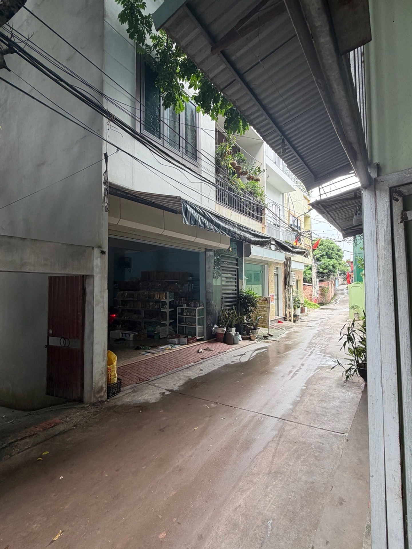 Bán nhà 3 tầng diện tích 124m² khu Móng Núi, gần KCN Tiên Sơn