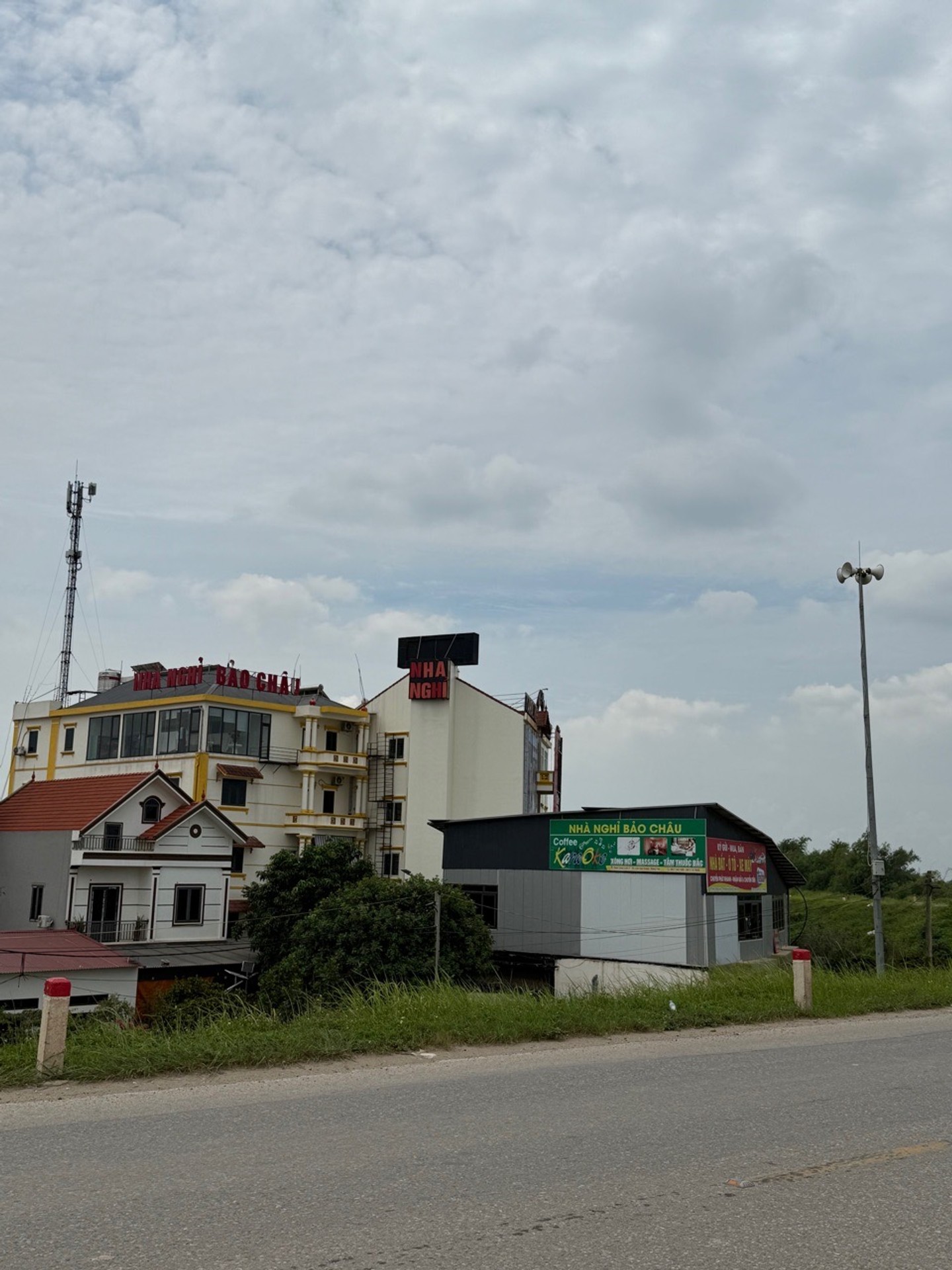 Đất Văn Giang - Gần kdt Aluvia, ô tô đỗ cửa