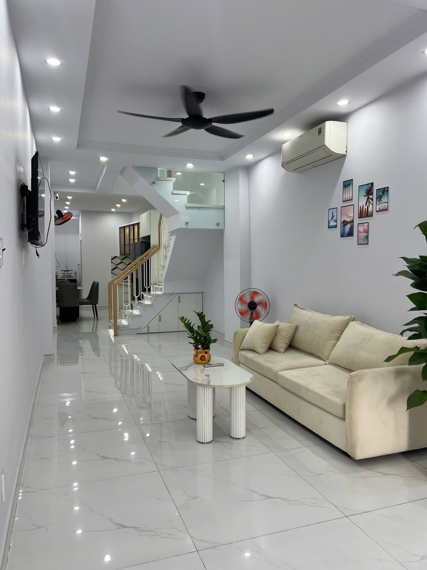 Nhà 2 tầng mặt tiền rộng, phù hợp kinh doanh, Gò Vấp, 5.5 tỷ
