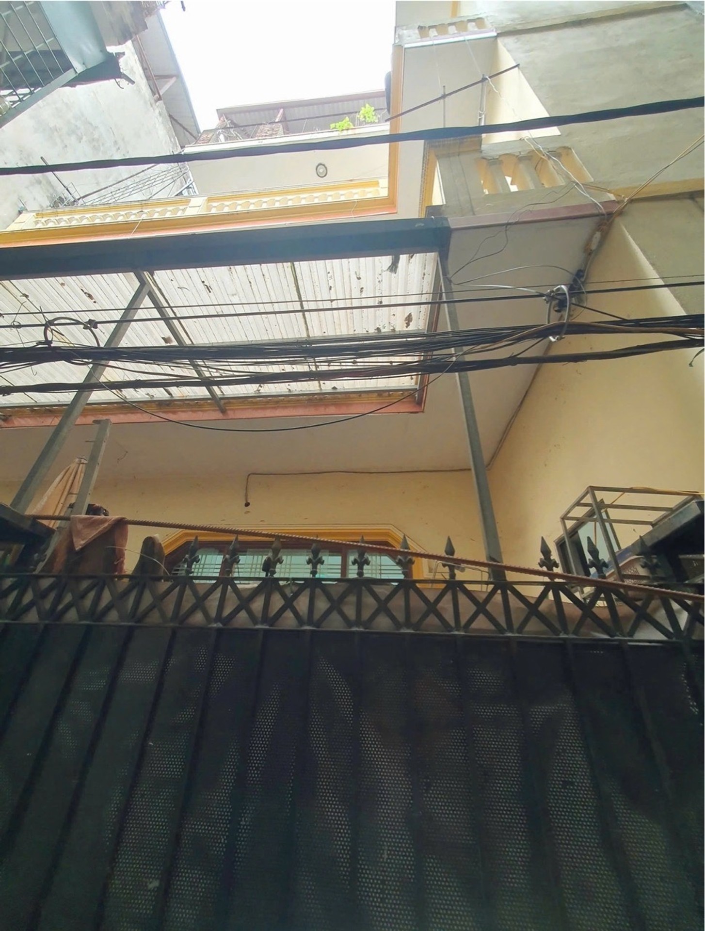Bán nhà 4 tầng mặt tiền 9m tại Thụy Khuê Tây Hồ