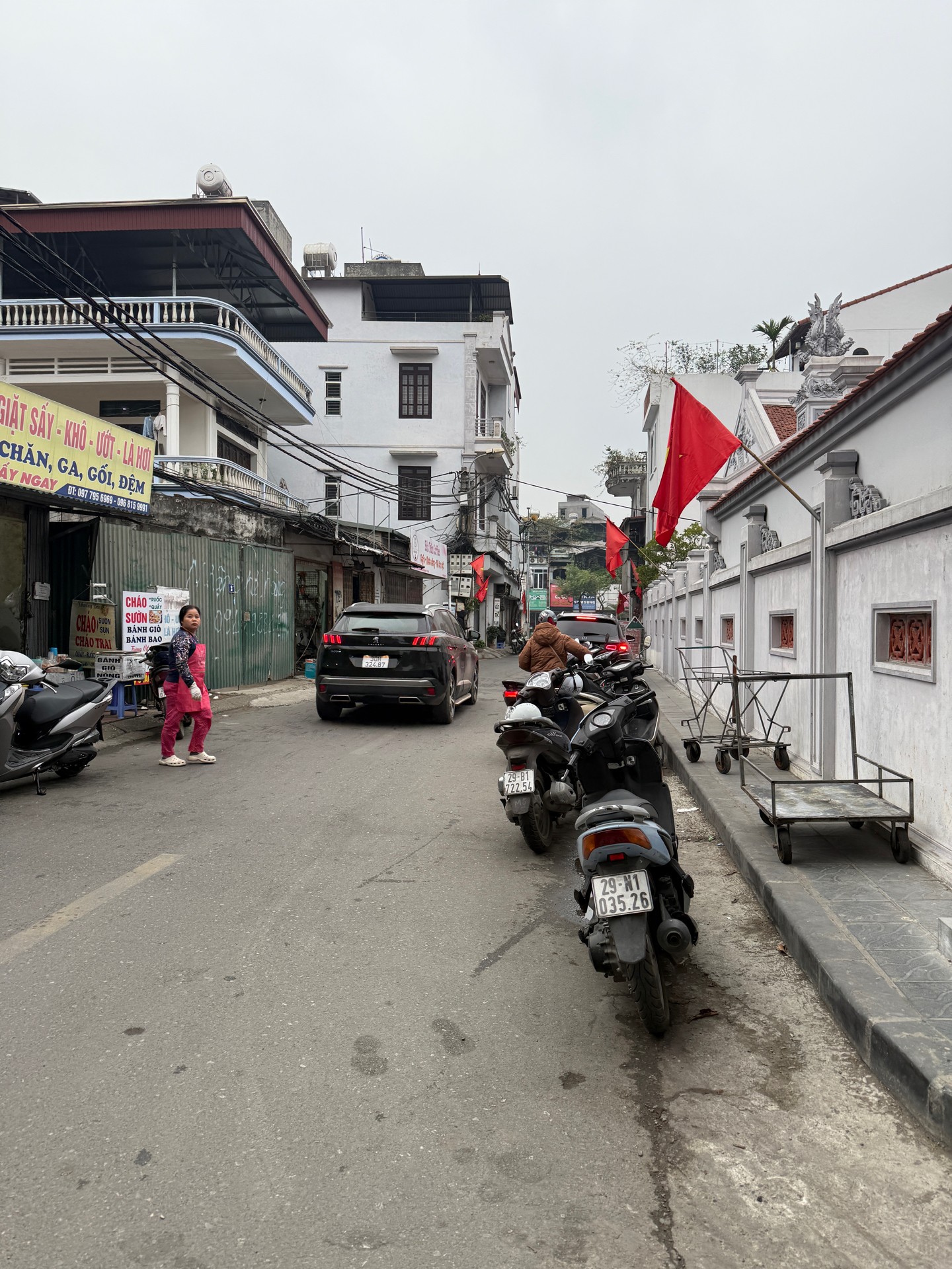 BÁN ĐẤT Ô CÁCH, VIỆT HƯNG 63M2- MT 4M- NGÕ THÔNG, NÔNG, Ô TÔ VÀO ĐẤT- 13.9 Tỷ