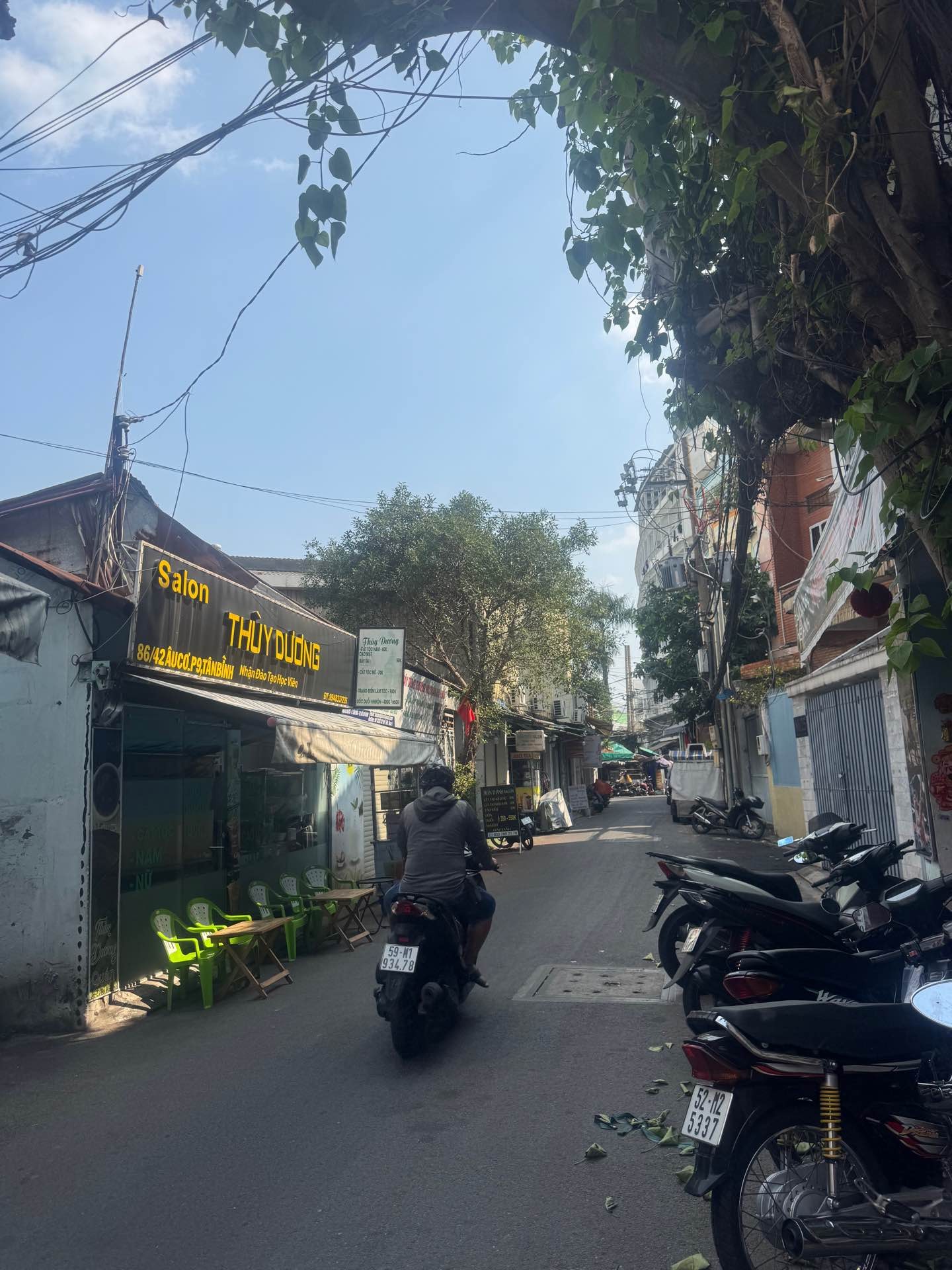 Nhà mặt phố rộng rãi, giá tốt tại Tân Bình