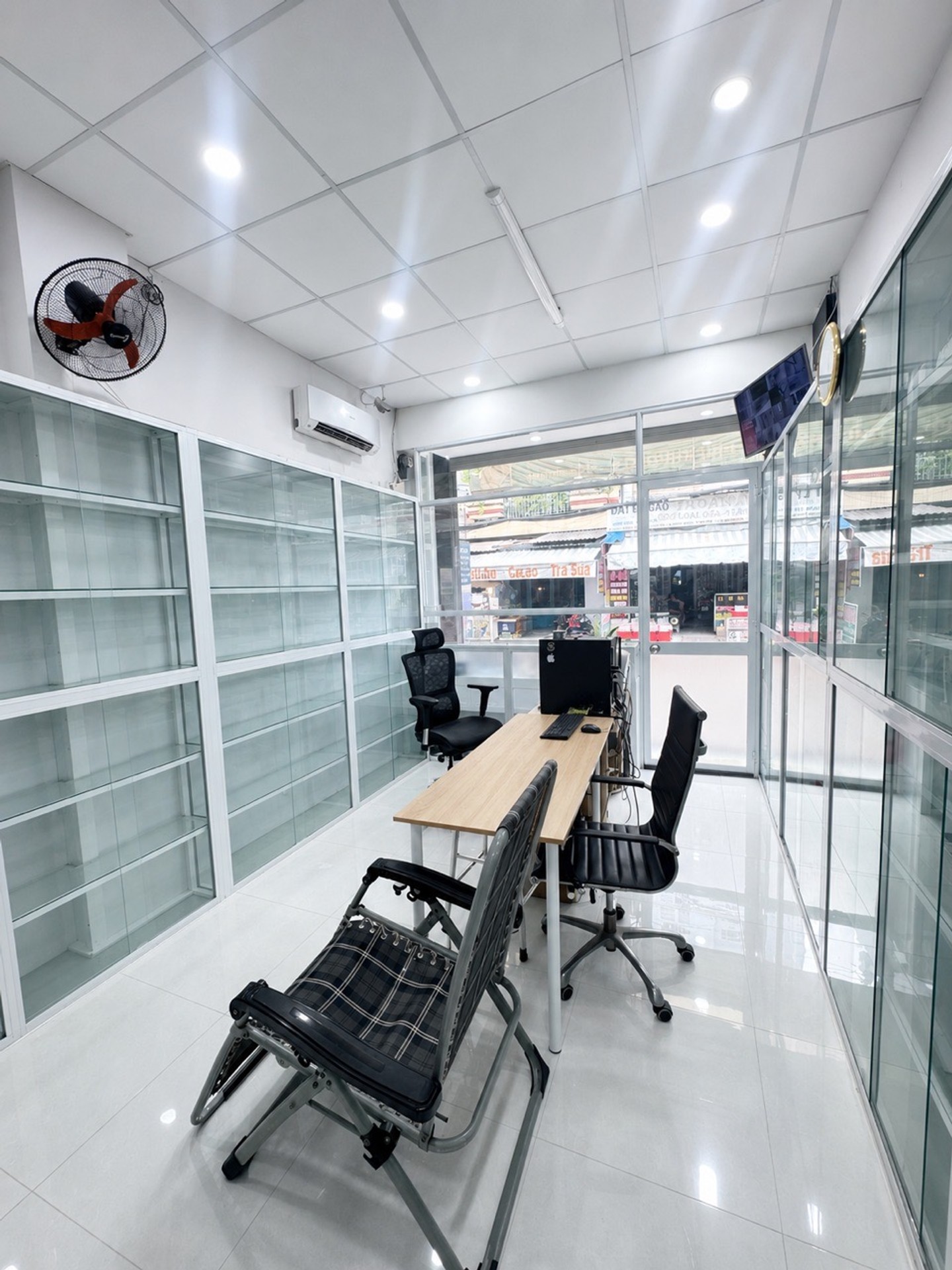 Bán nhà Mặt tiền Liên Khu 10-11 ngang 5x20, Giá 11 tỷ nhỉnh thương lượng